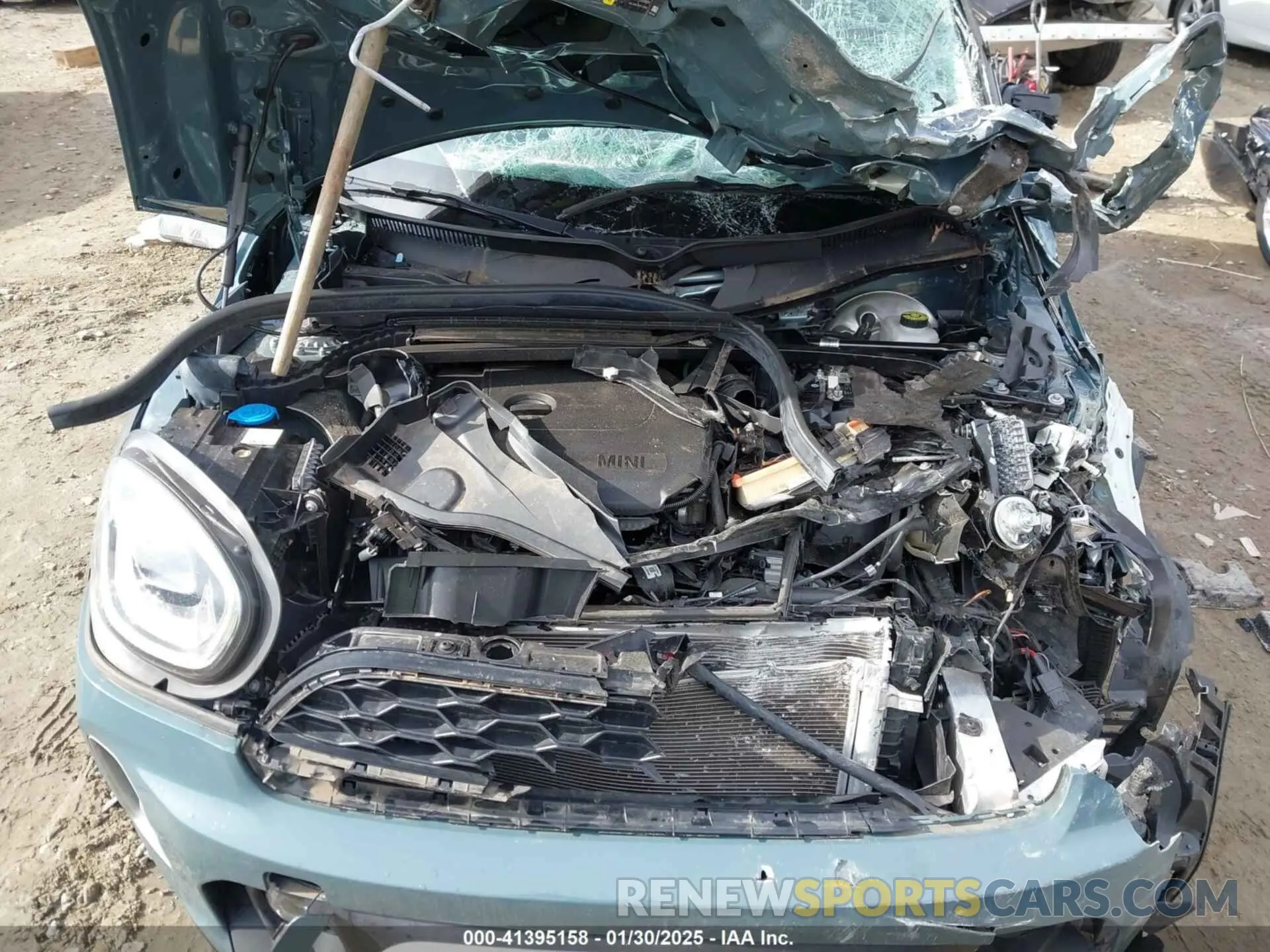 10 Photograph of a damaged car WMZ53BR03N3N44784 MINI COUNTRYMAN 2022