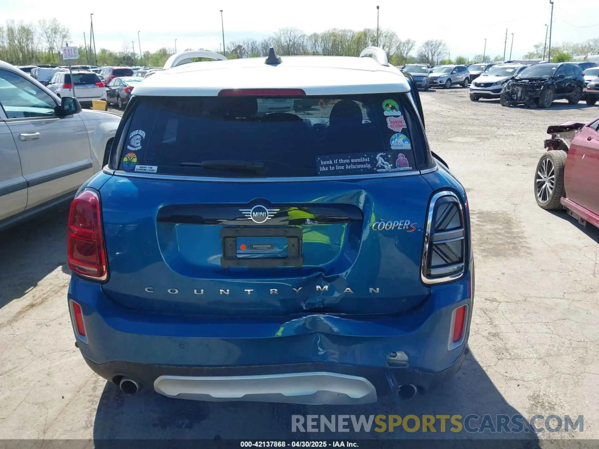 15 Photograph of a damaged car WMZ53BR07N3N34260 MINI COUNTRYMAN 2022