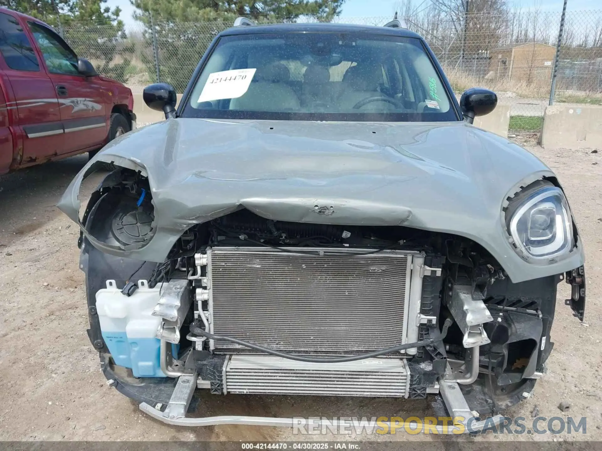 12 Photograph of a damaged car WMZ83BR03N3N56348 MINI COUNTRYMAN 2022
