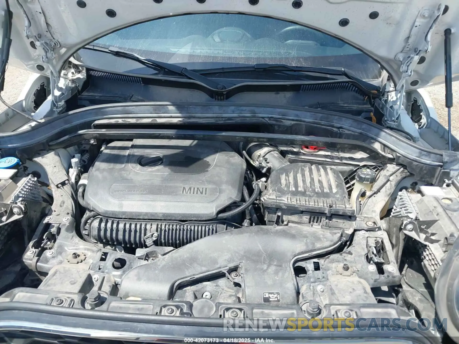 10 Photograph of a damaged car WMZ53BR07P3P96721 MINI COUNTRYMAN 2023