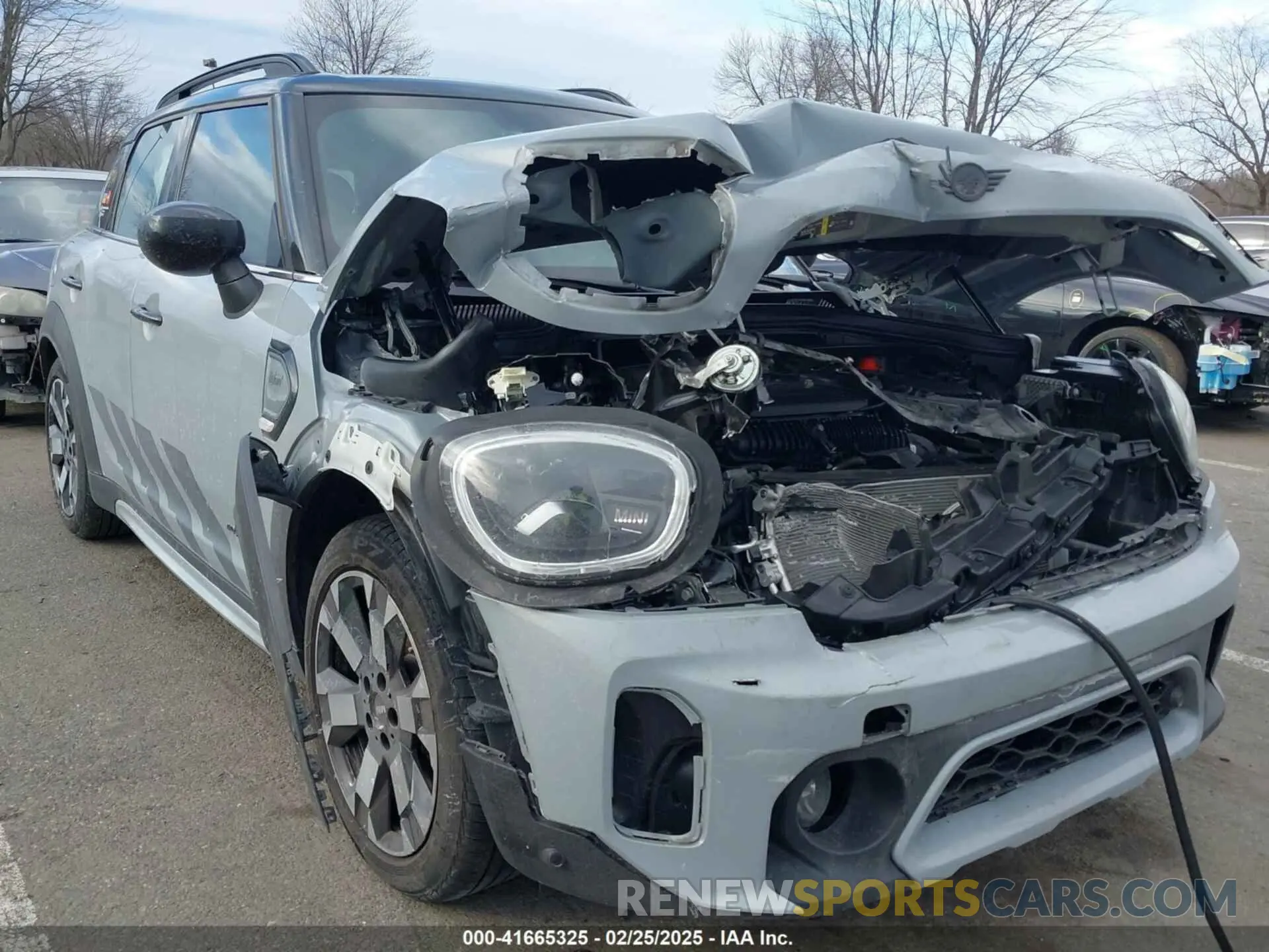 1 Photograph of a damaged car WMZ83BR0XP3R04200 MINI COUNTRYMAN 2023