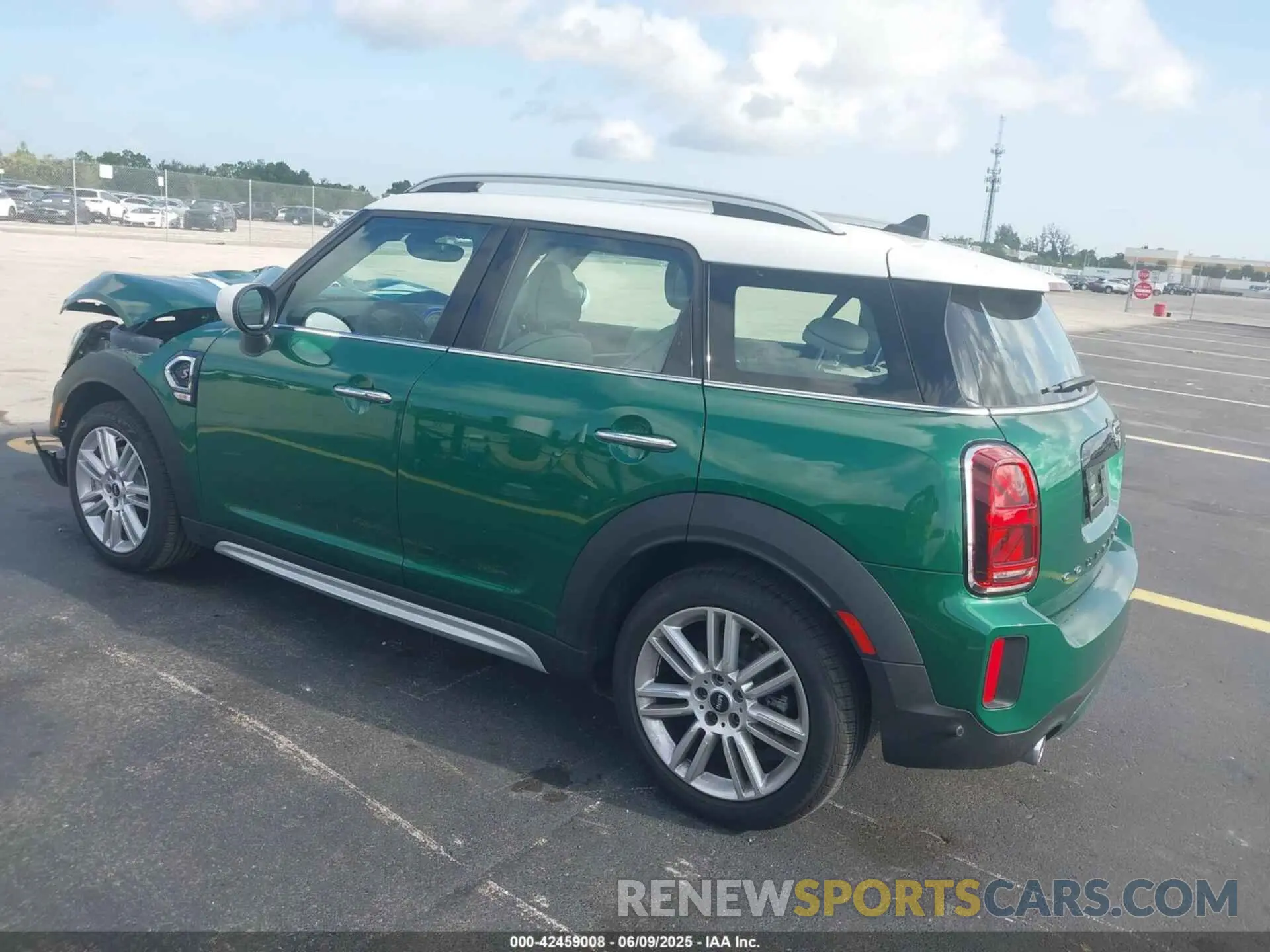 3 Photograph of a damaged car WMZ53BR00R3R59180 MINI COUNTRYMAN 2024