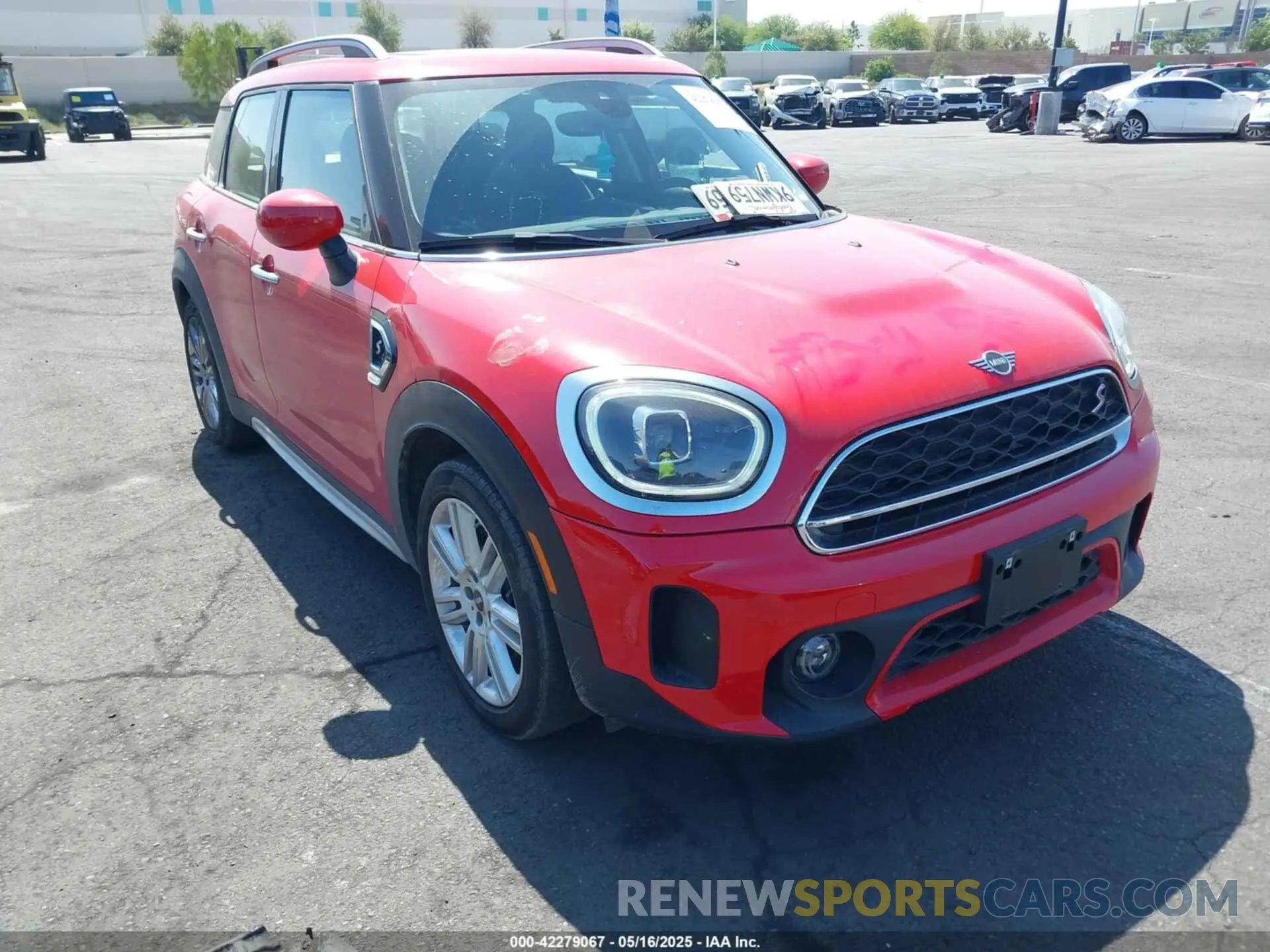 1 Photograph of a damaged car WMZ53BR05R3R86195 MINI COUNTRYMAN 2024