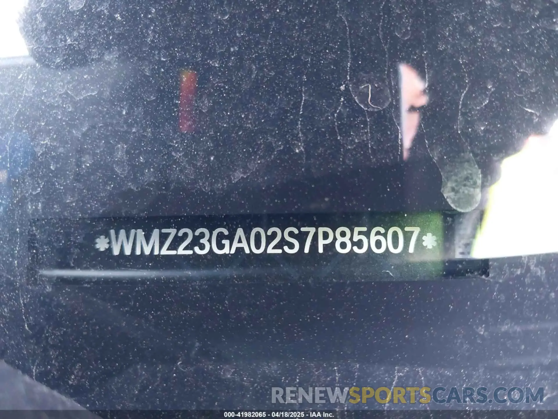 9 Photograph of a damaged car WMZ23GA02S7P85607 MINI COUNTRYMAN 2025