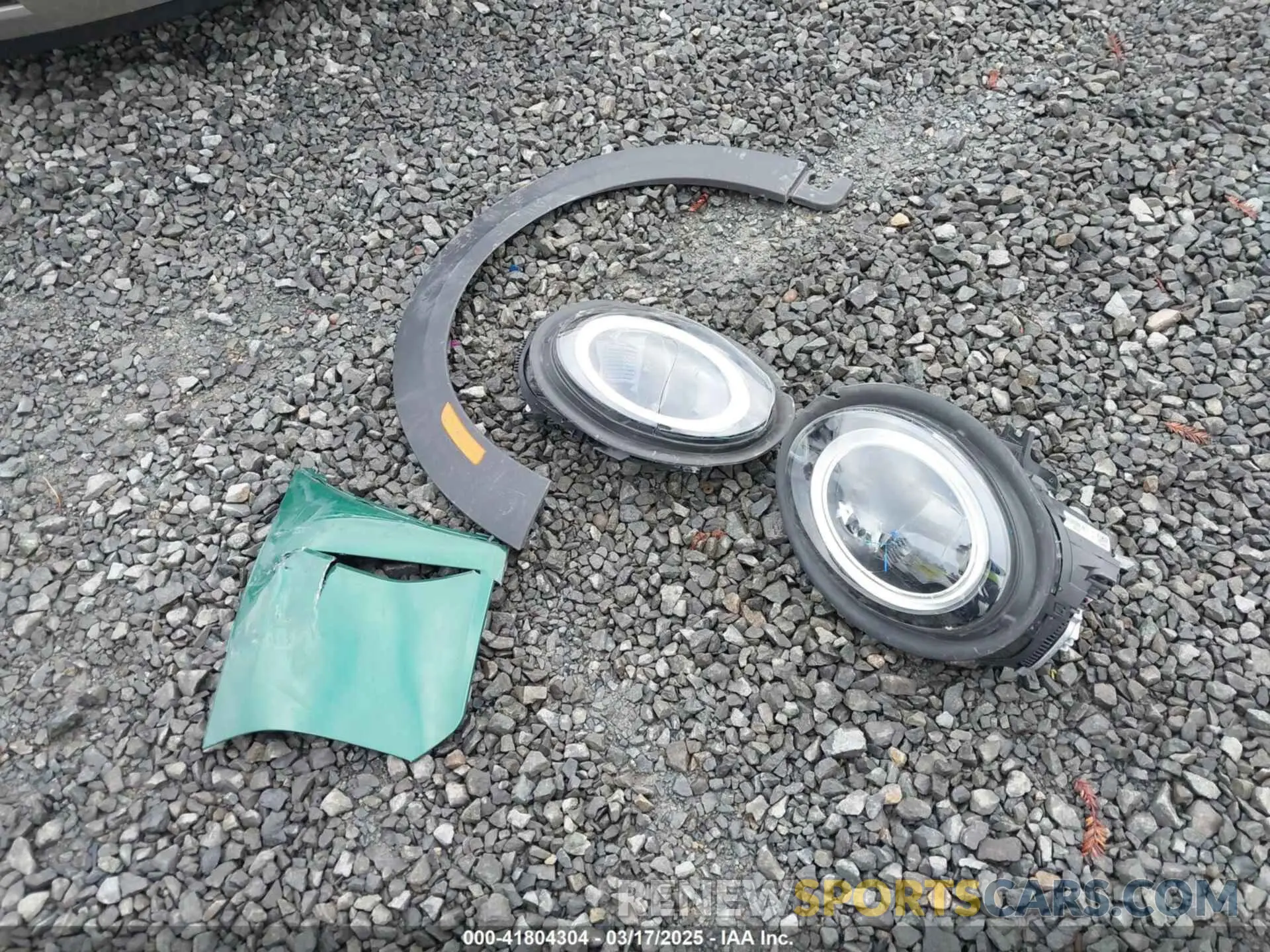 12 Photograph of a damaged car WMW13DJ02R2U65122 MINI HARDTOP 2 DOOR 2024