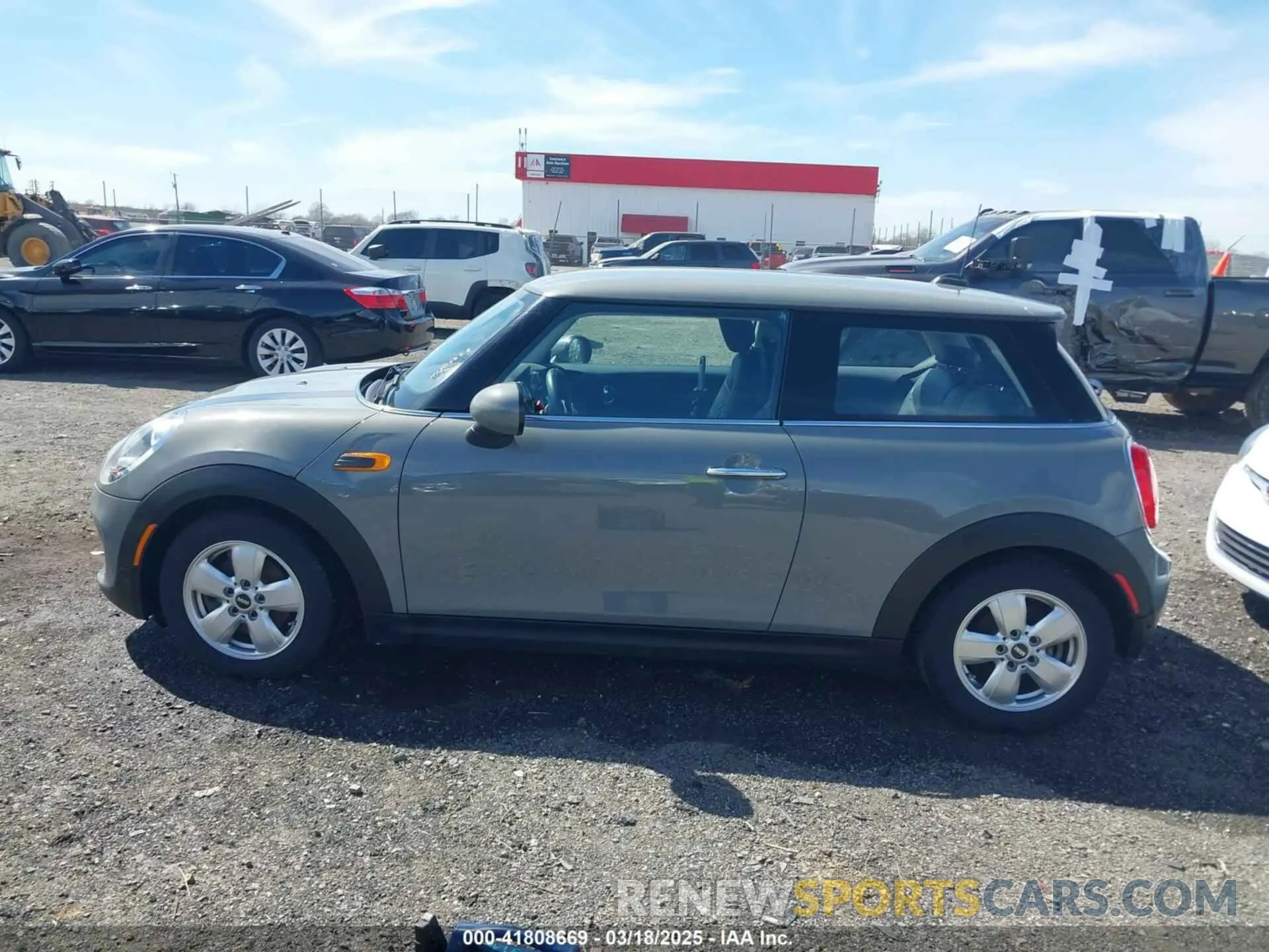 14 Photograph of a damaged car WMWXP5C55K2H29830 MINI HARDTOP 2019