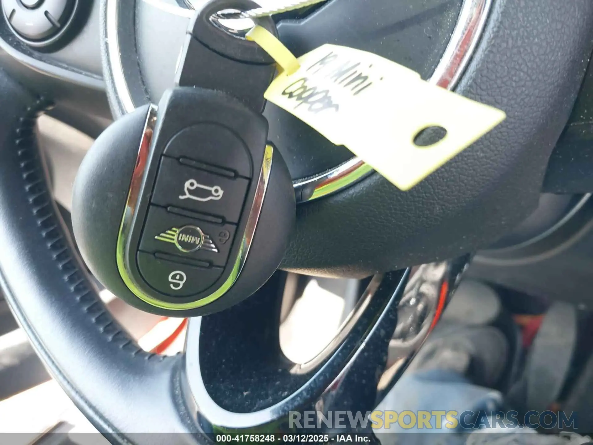 11 Фотография поврежденного автомобиля WMWXP5C5XK2H32139 MINI HARDTOP 2019