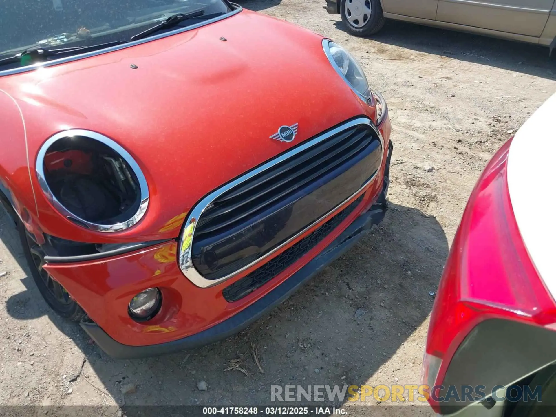 19 Фотография поврежденного автомобиля WMWXP5C5XK2H32139 MINI HARDTOP 2019