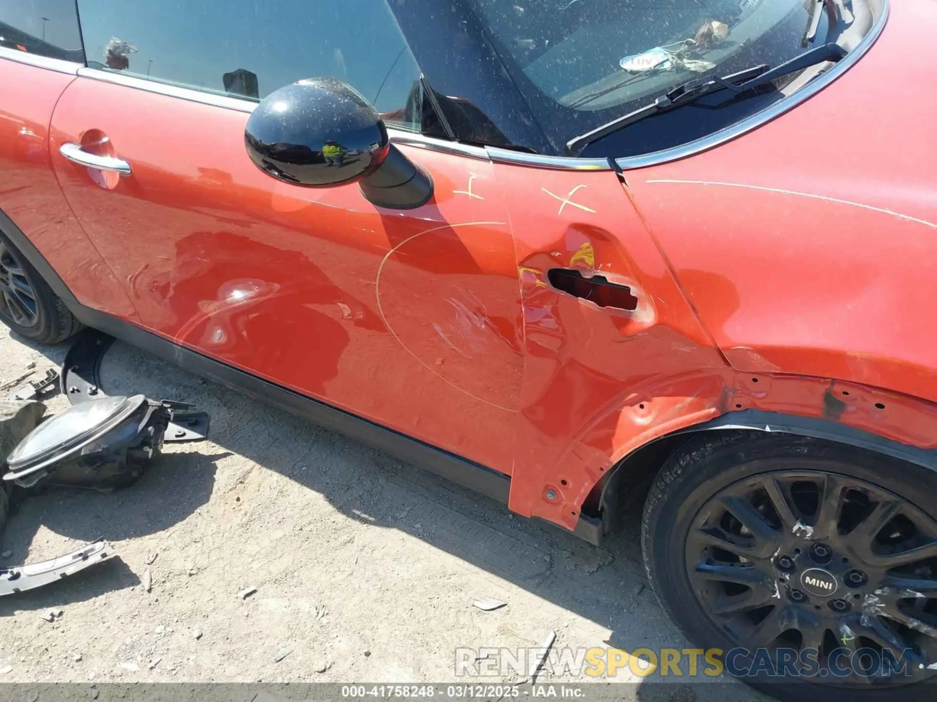 20 Фотография поврежденного автомобиля WMWXP5C5XK2H32139 MINI HARDTOP 2019