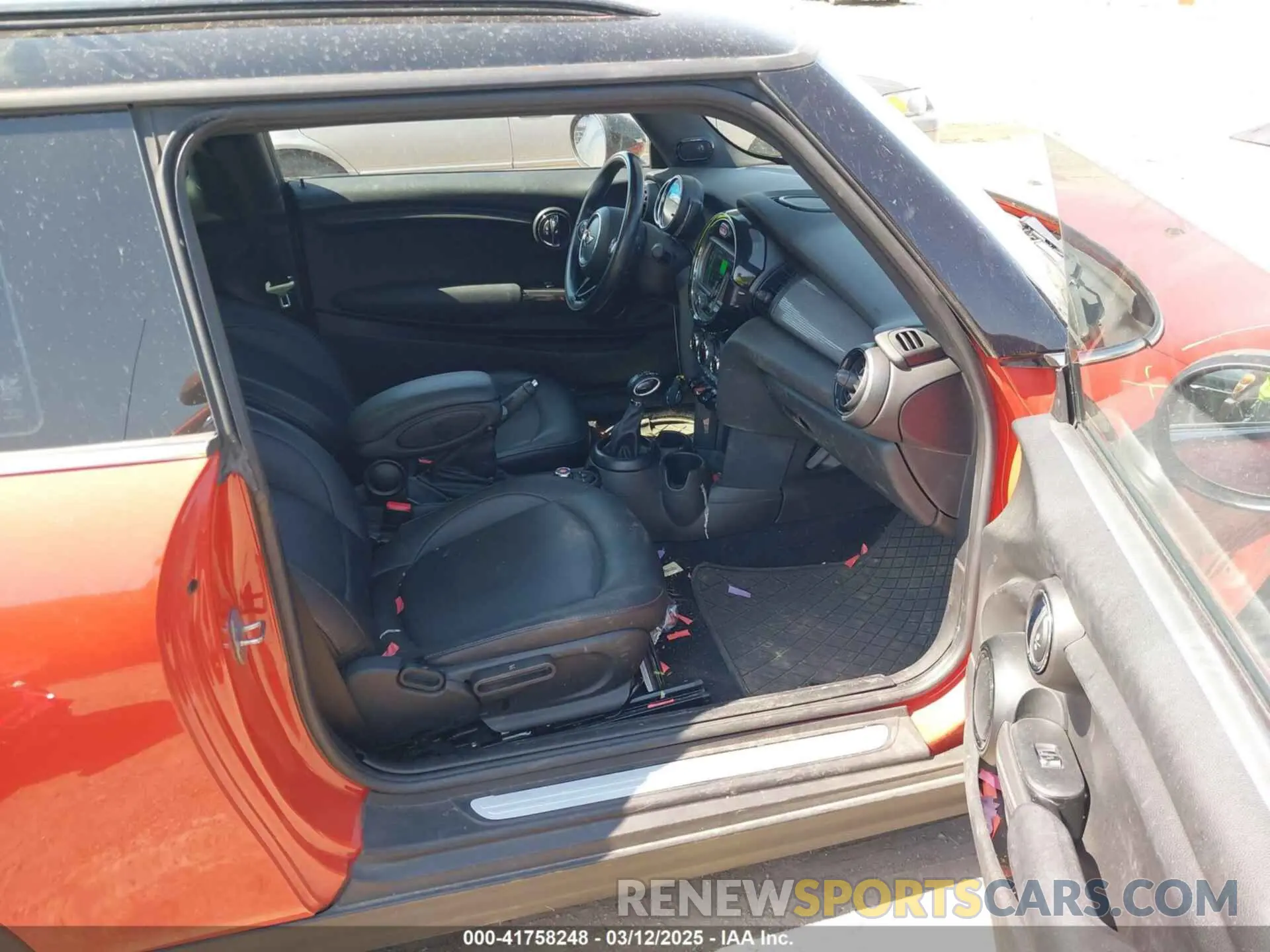 5 Фотография поврежденного автомобиля WMWXP5C5XK2H32139 MINI HARDTOP 2019
