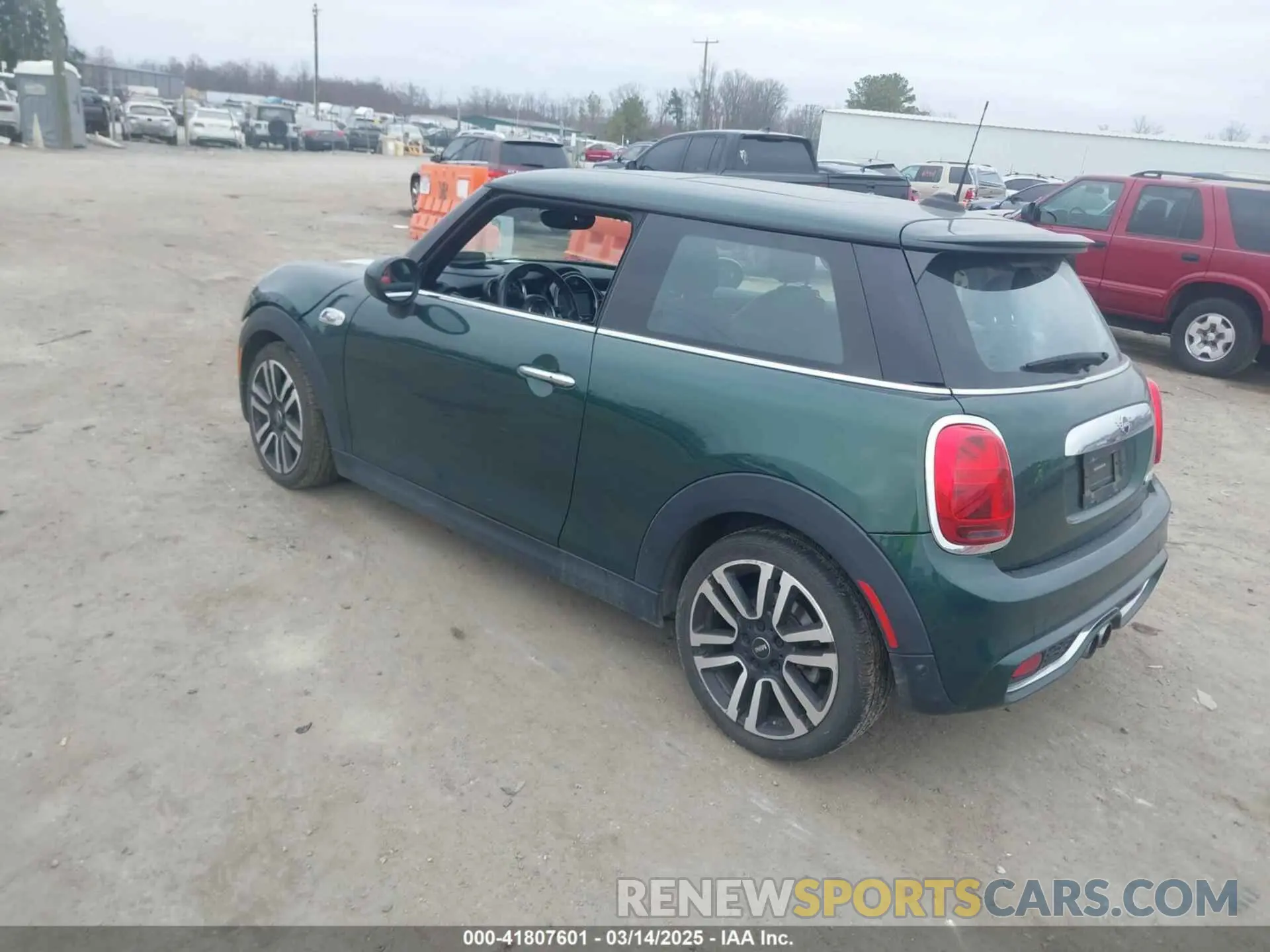 3 Фотография поврежденного автомобиля WMWXP7C50K2A52200 MINI HARDTOP 2019