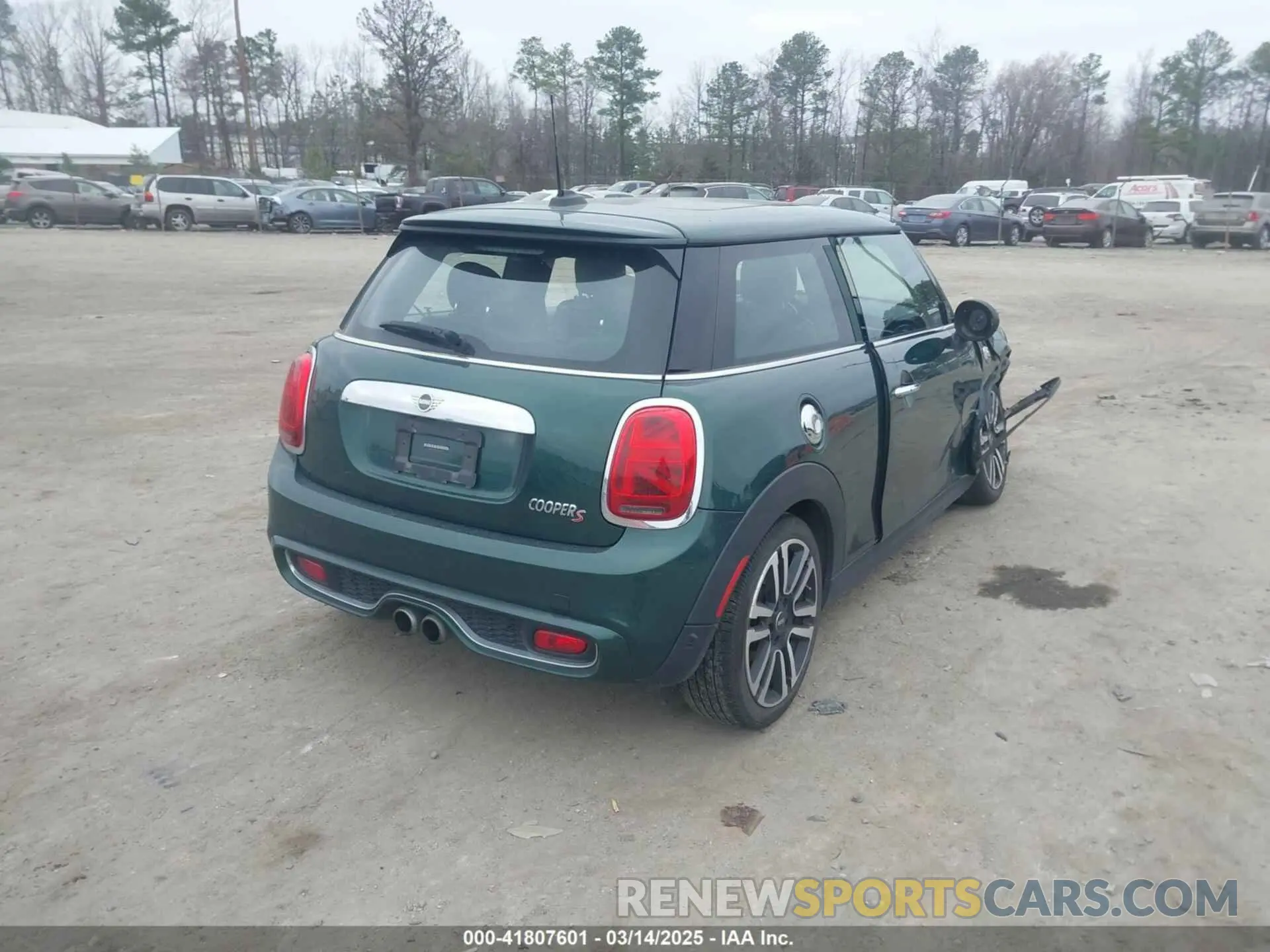 4 Фотография поврежденного автомобиля WMWXP7C50K2A52200 MINI HARDTOP 2019
