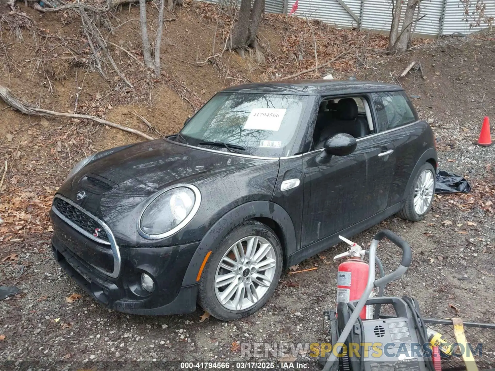 2 Фотография поврежденного автомобиля WMWXP7C54K2A53043 MINI HARDTOP 2019
