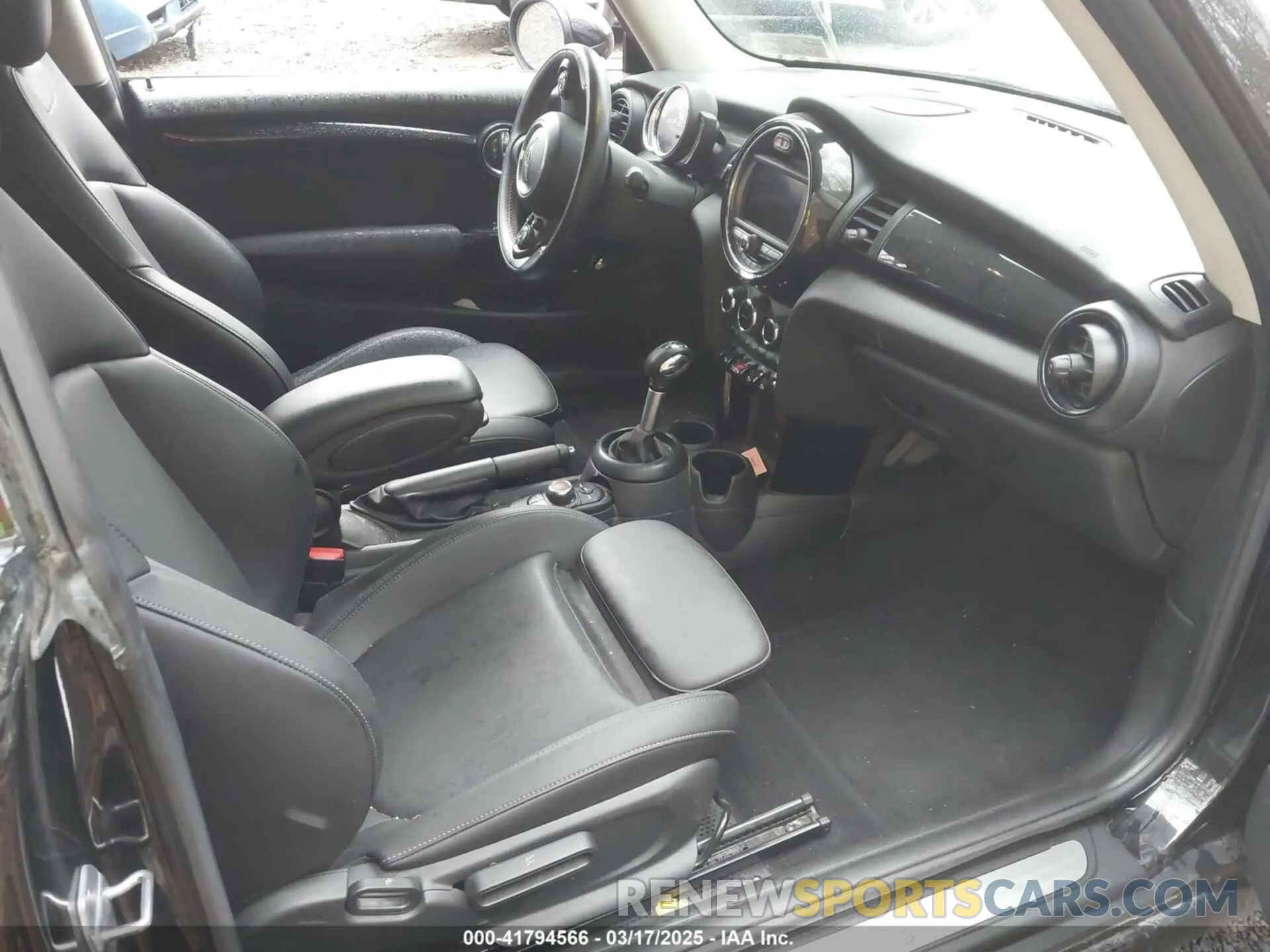 5 Фотография поврежденного автомобиля WMWXP7C54K2A53043 MINI HARDTOP 2019