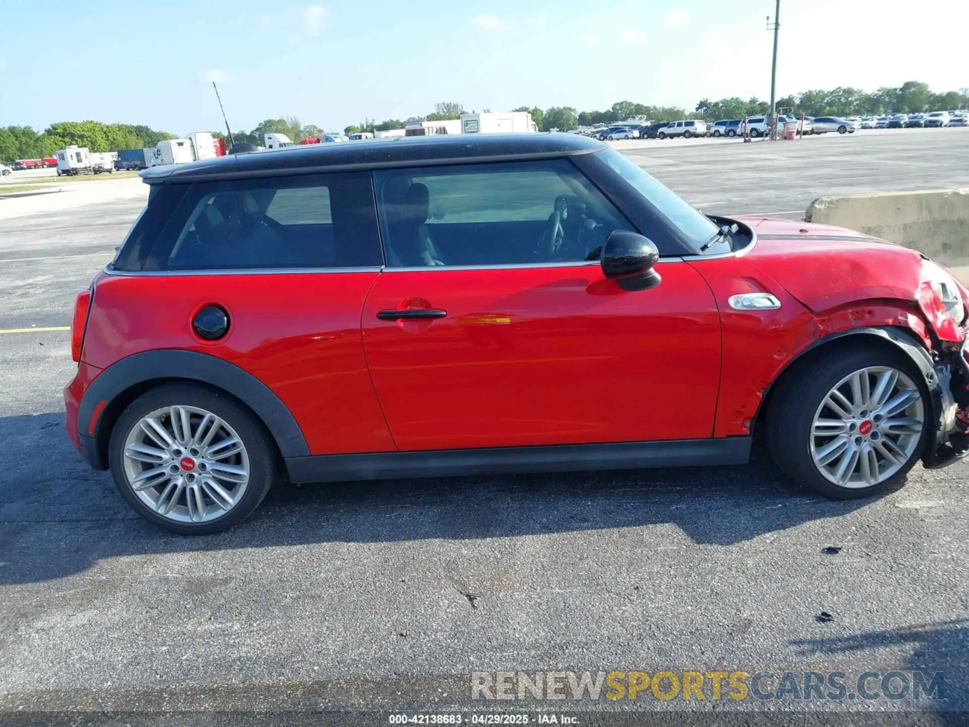 14 Фотография поврежденного автомобиля WMWXP7C54K2A53592 MINI HARDTOP 2019