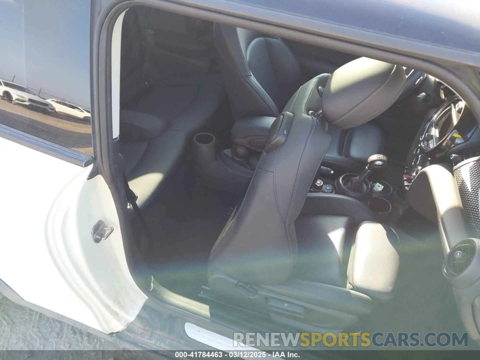 8 Фотография поврежденного автомобиля WMWXP7C5XK2A51961 MINI HARDTOP 2019