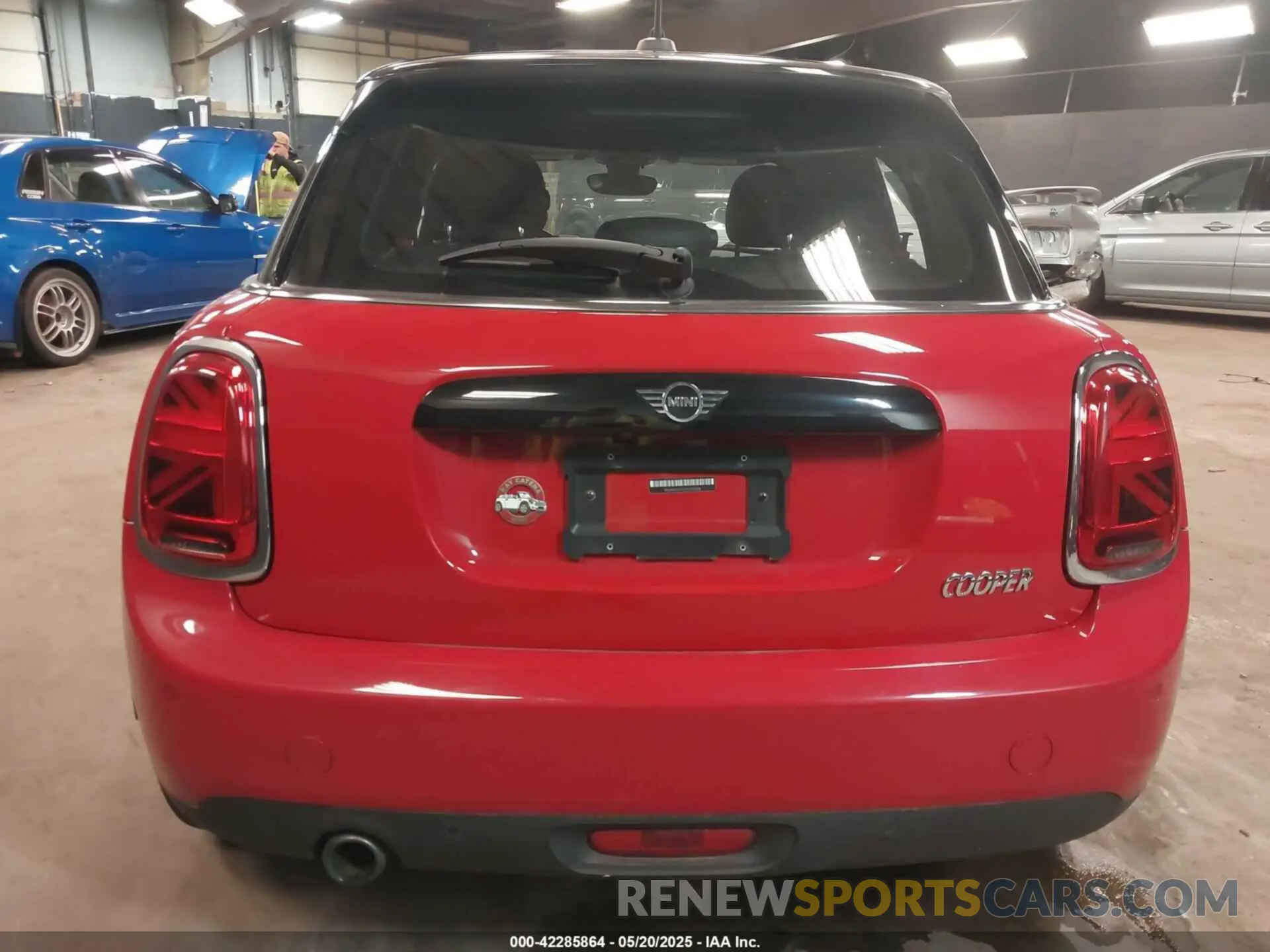16 Фотография поврежденного автомобиля WMWXU1C57K2J02108 MINI HARDTOP 2019