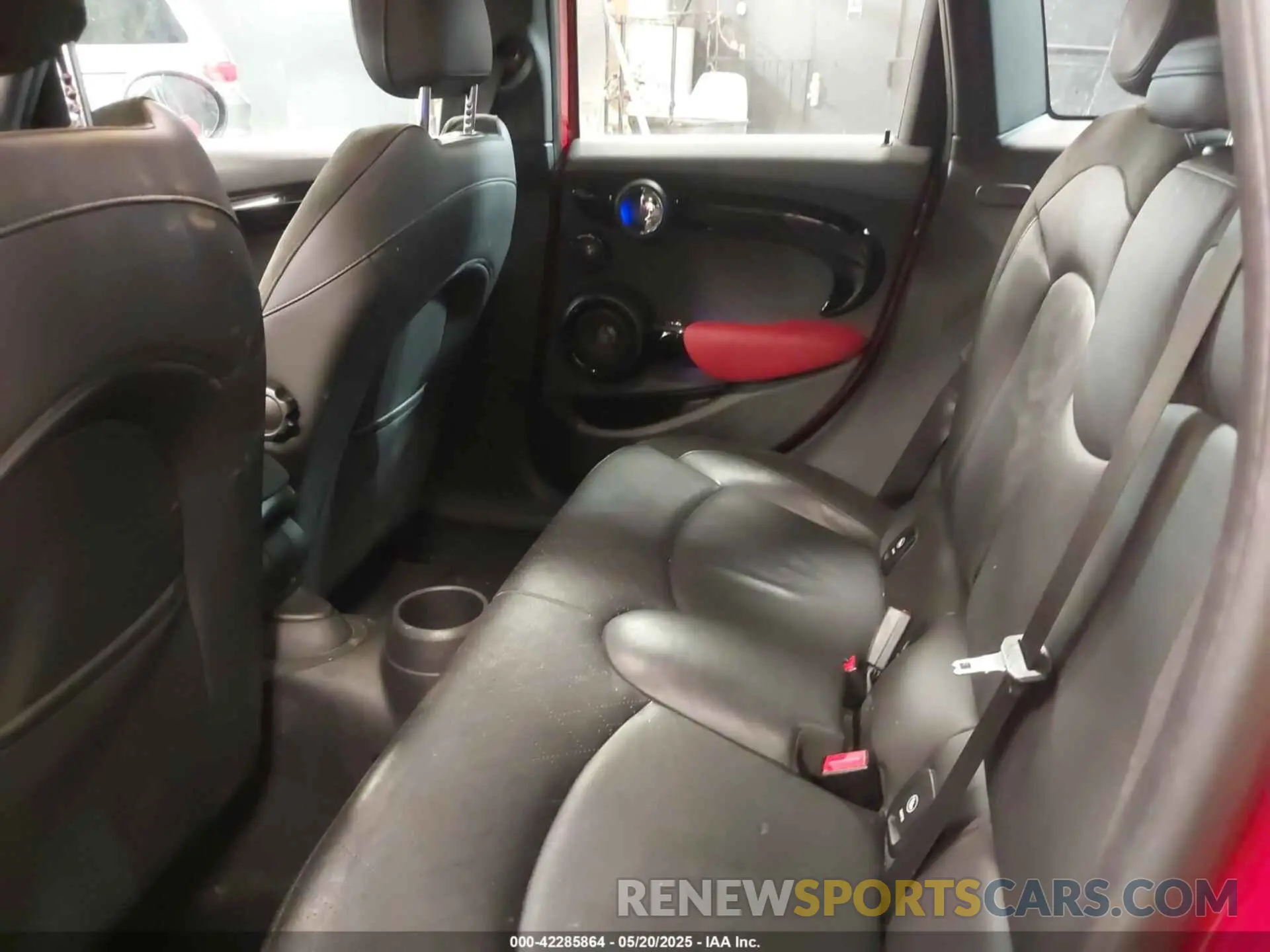 8 Фотография поврежденного автомобиля WMWXU1C57K2J02108 MINI HARDTOP 2019