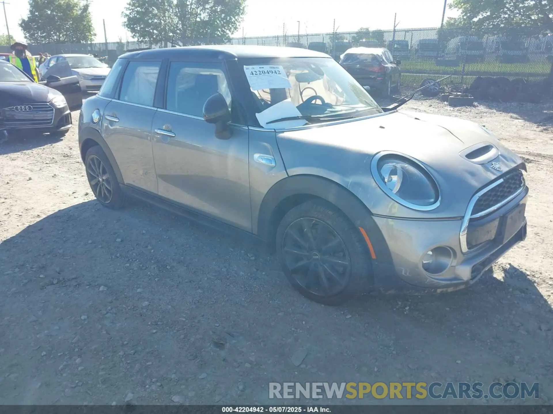 1 Фотография поврежденного автомобиля WMWXU3C52K2H87326 MINI HARDTOP 2019