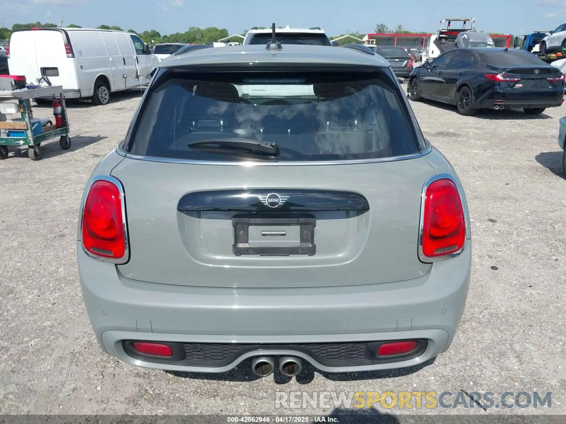 16 Фотография поврежденного автомобиля WMWXU3C53K2H88615 MINI HARDTOP 2019