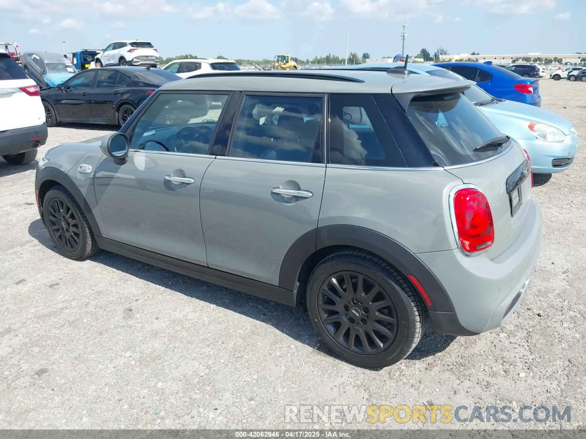 3 Фотография поврежденного автомобиля WMWXU3C53K2H88615 MINI HARDTOP 2019