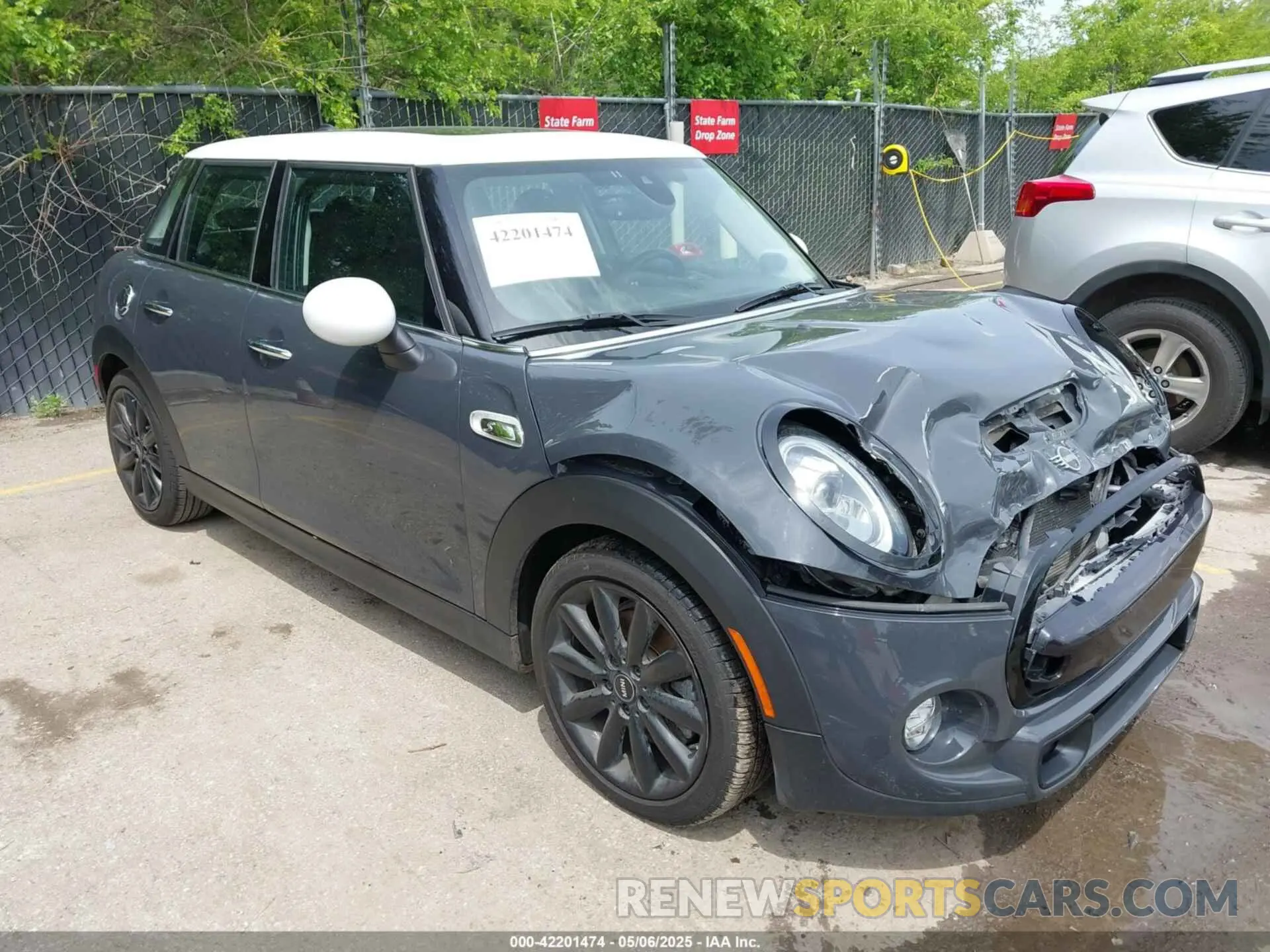 1 Photograph of a damaged car WMWXU3C54K2H86856 MINI HARDTOP 2019