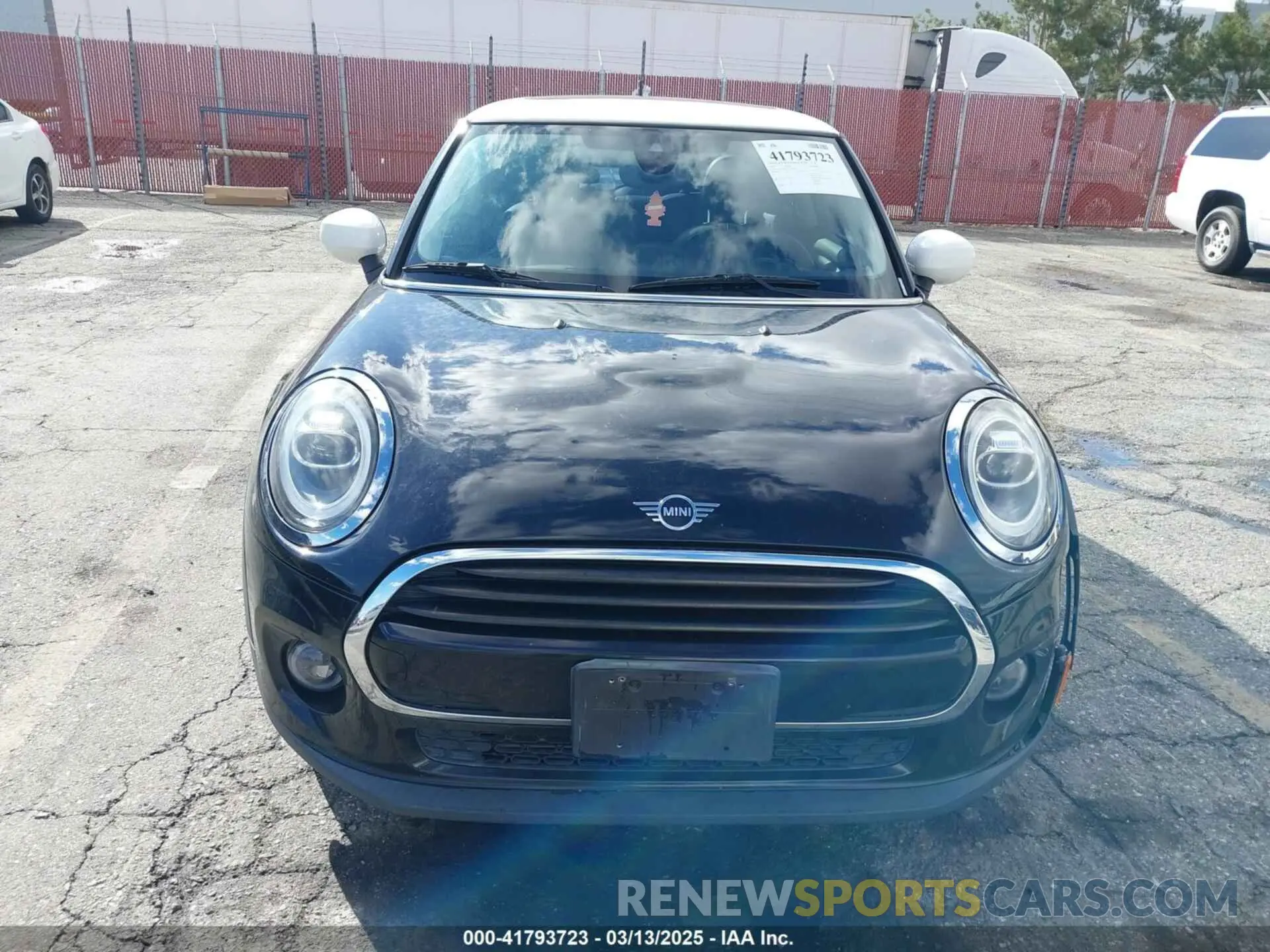 12 Фотография поврежденного автомобиля WMWXR3C02L2M01430 MINI HARDTOP 2020