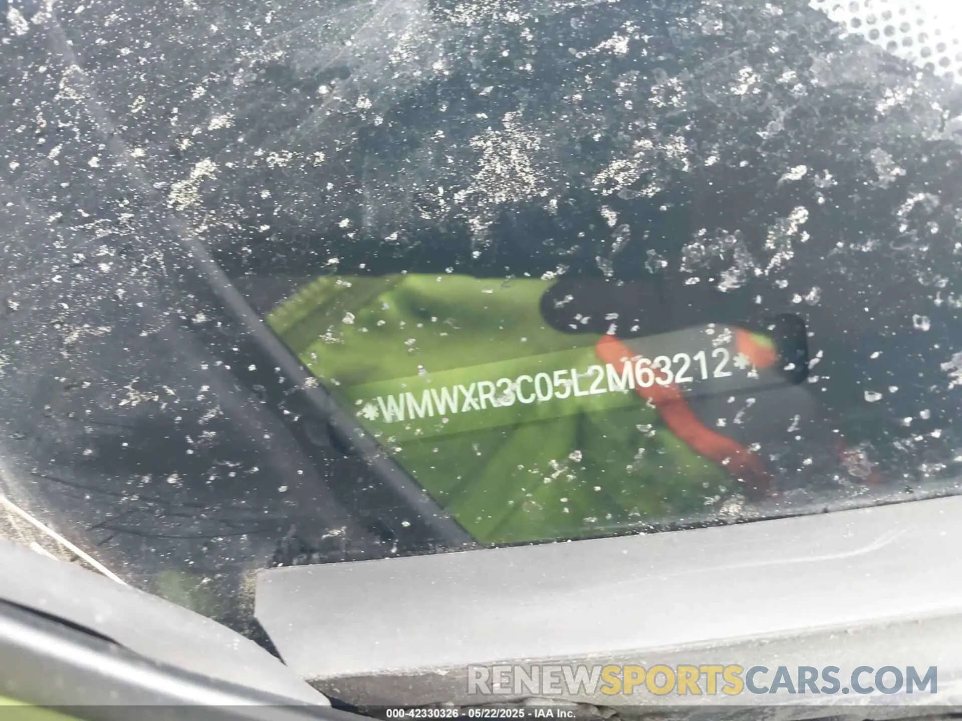 17 Photograph of a damaged car WMWXR3C05L2M63212 MINI HARDTOP 2020