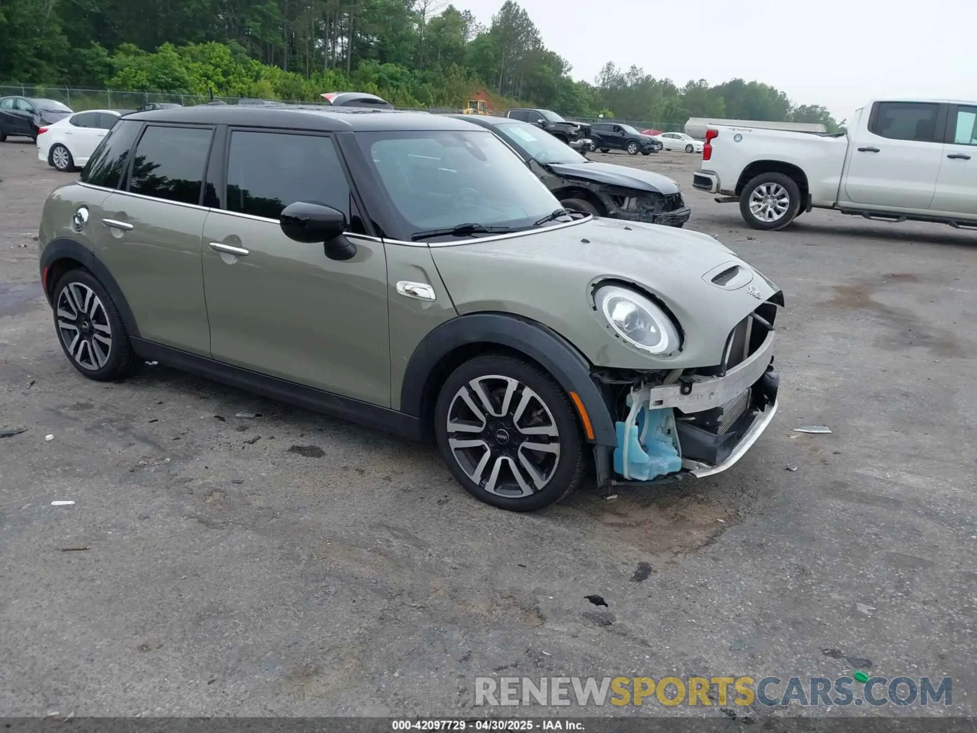 1 Photograph of a damaged car WMWXU9C03L2M42988 MINI HARDTOP 2020