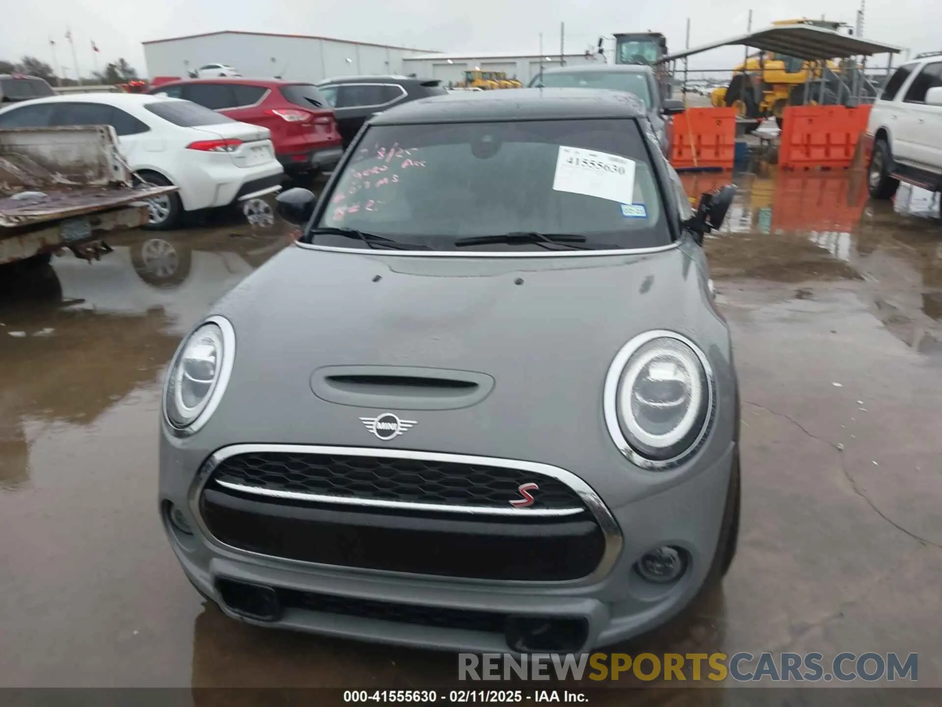 12 Фотография поврежденного автомобиля WMWXR5C06M2P01758 MINI HARDTOP 2021