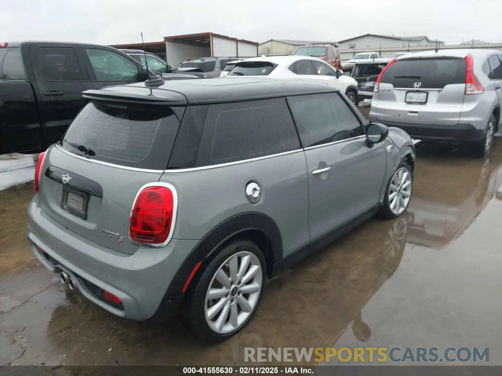 4 Фотография поврежденного автомобиля WMWXR5C06M2P01758 MINI HARDTOP 2021