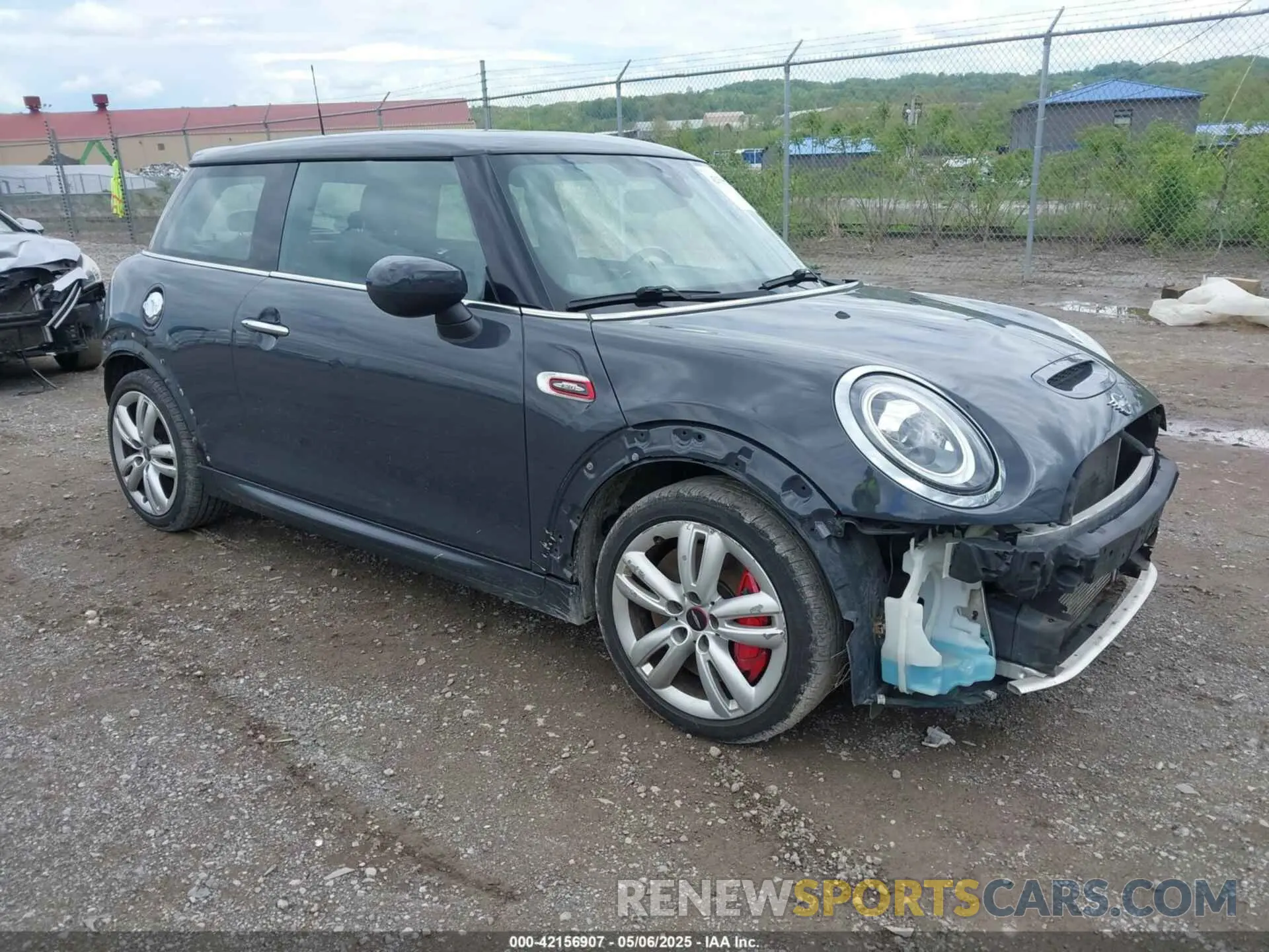 1 Фотография поврежденного автомобиля WMWXR9C00M2P18238 MINI HARDTOP 2021