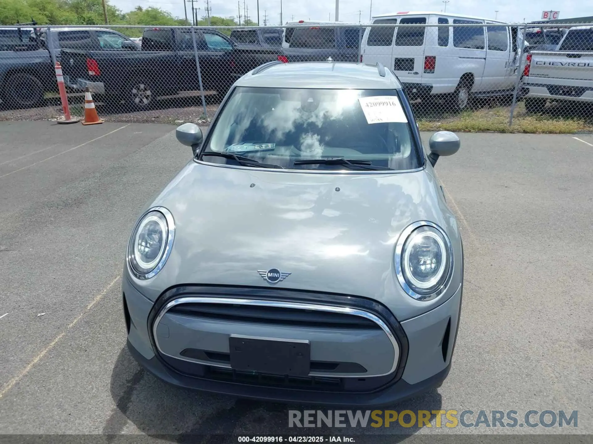 12 Фотография поврежденного автомобиля WMW33DK0XN2P59935 MINI HARDTOP 2022