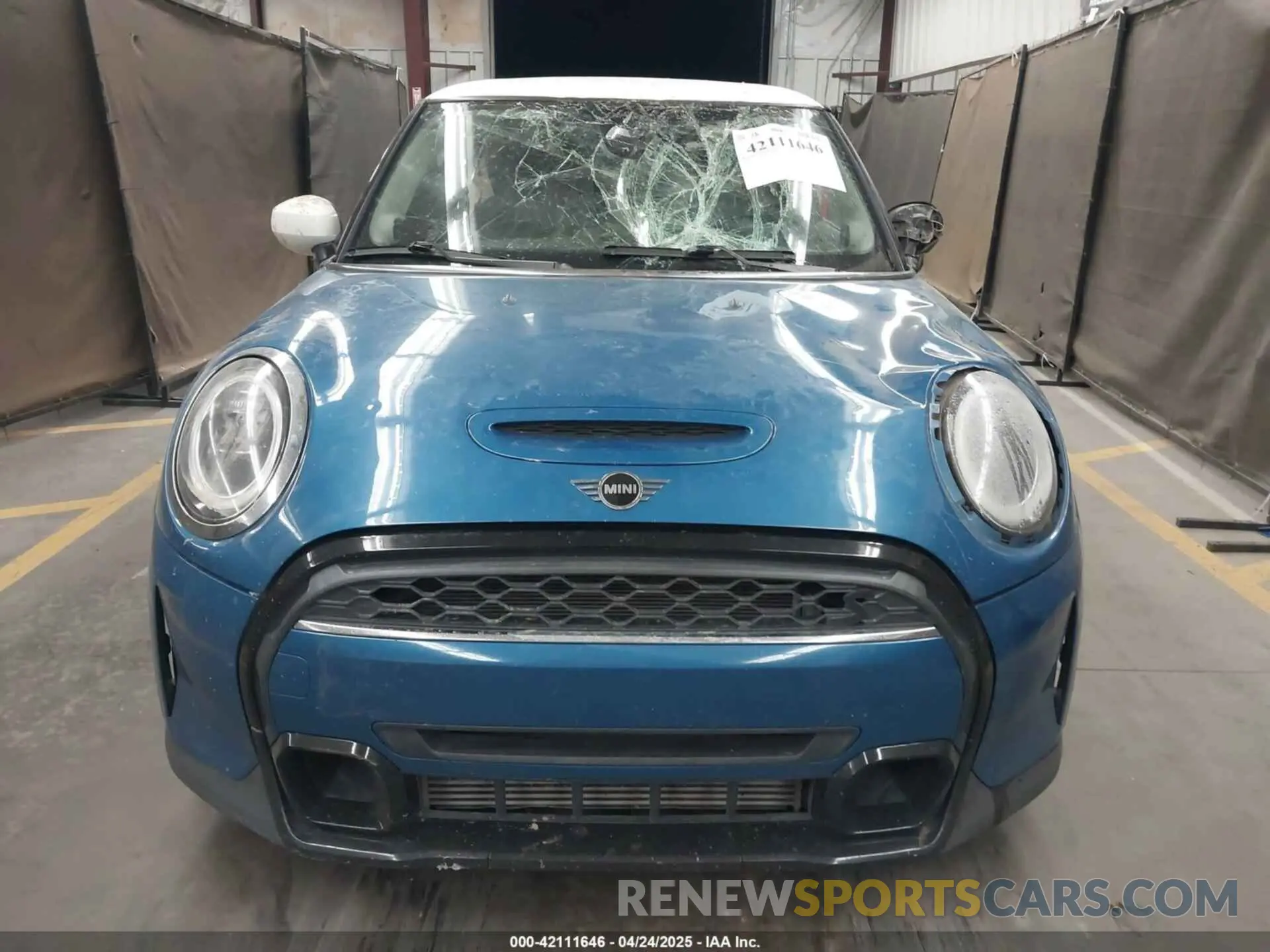 12 Photograph of a damaged car WMW53DH05N2R09949 MINI HARDTOP 2022