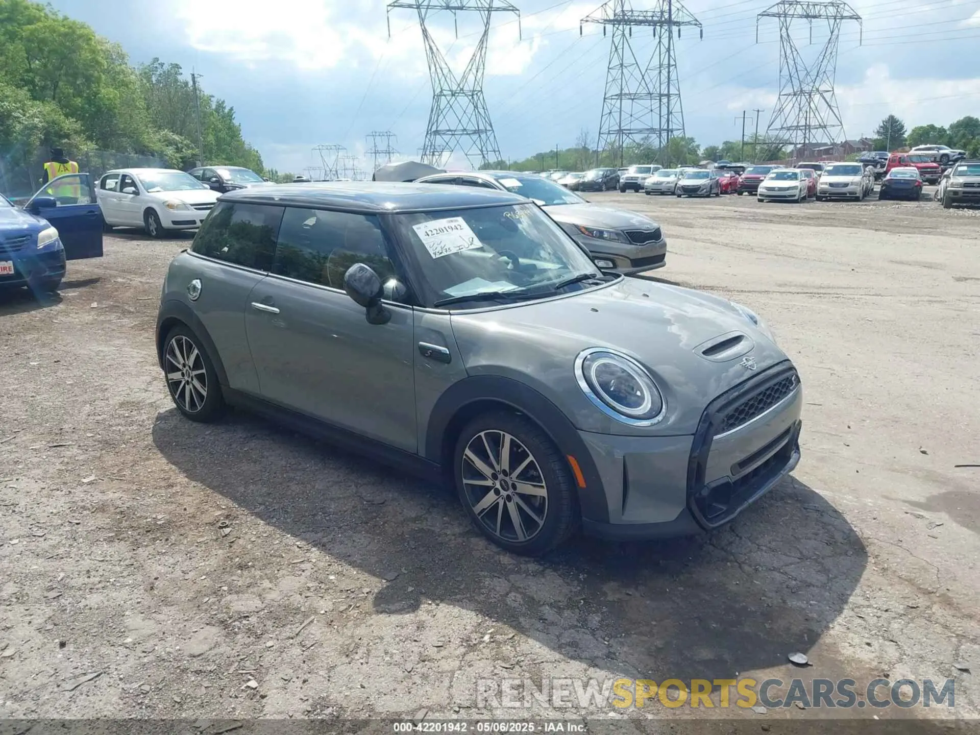 1 Фотография поврежденного автомобиля WMW53DH06N2R68444 MINI HARDTOP 2022