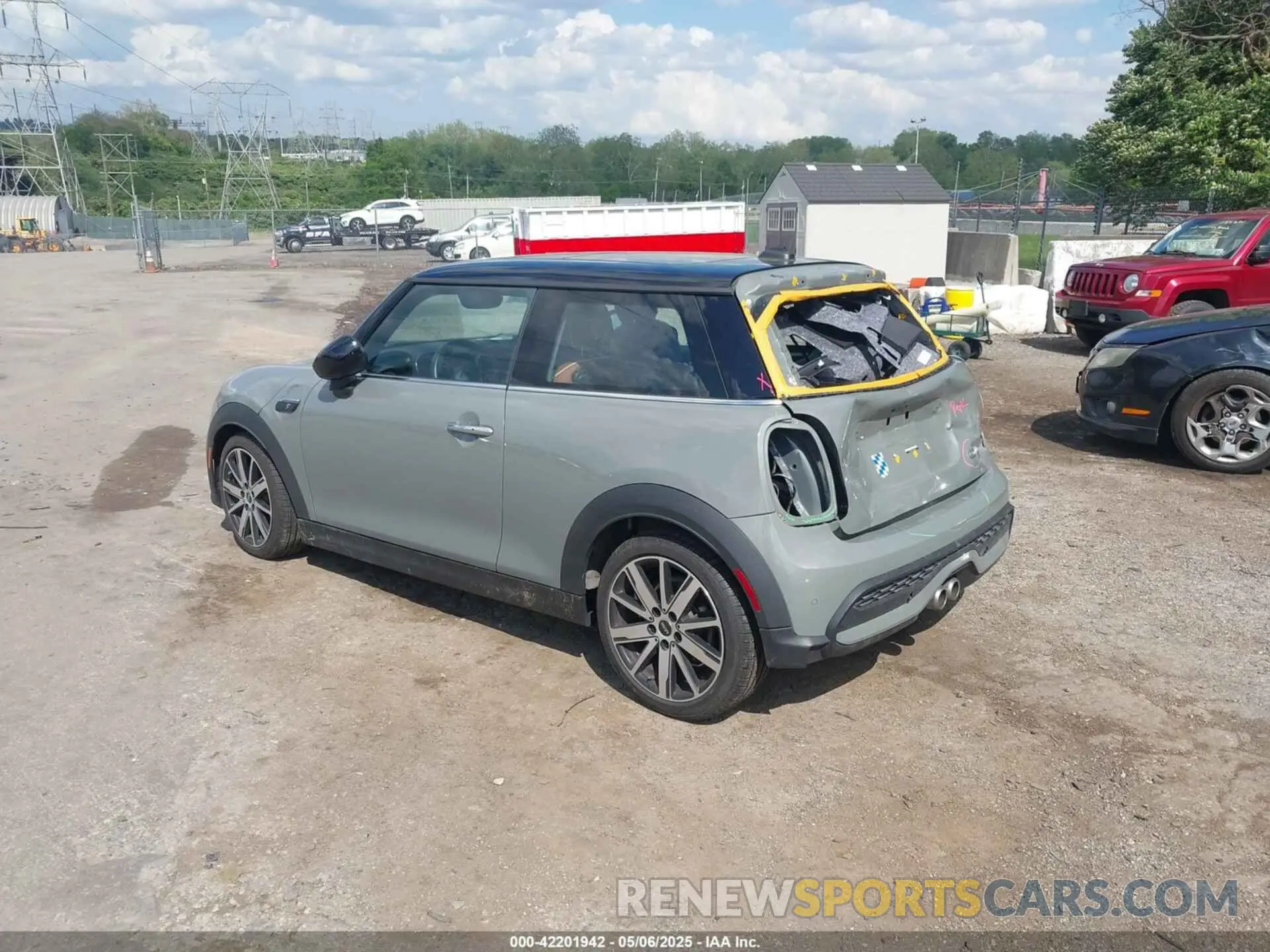 3 Фотография поврежденного автомобиля WMW53DH06N2R68444 MINI HARDTOP 2022