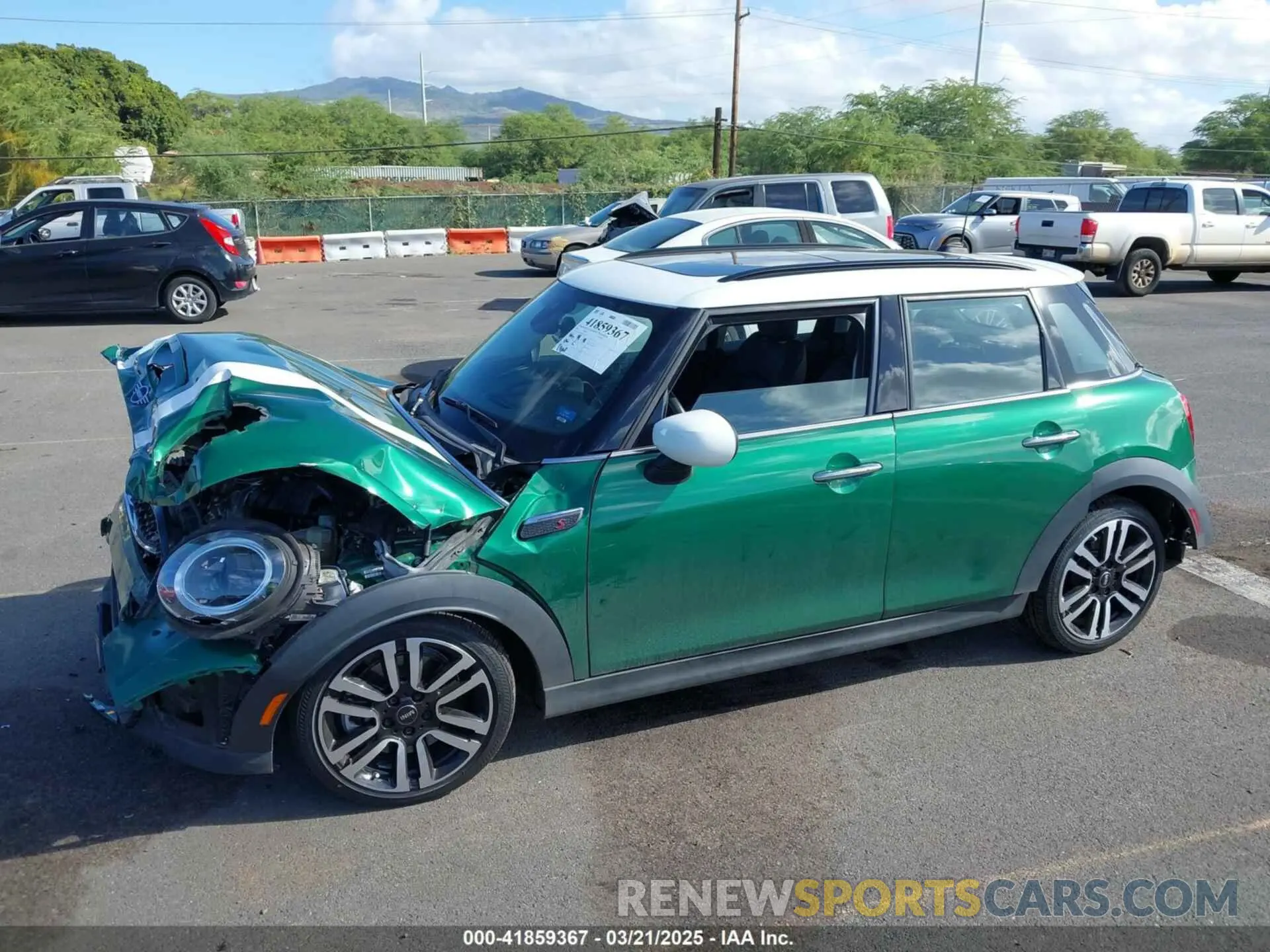 6 Photograph of a damaged car WMW53DK0XN2R31678 MINI HARDTOP 2022