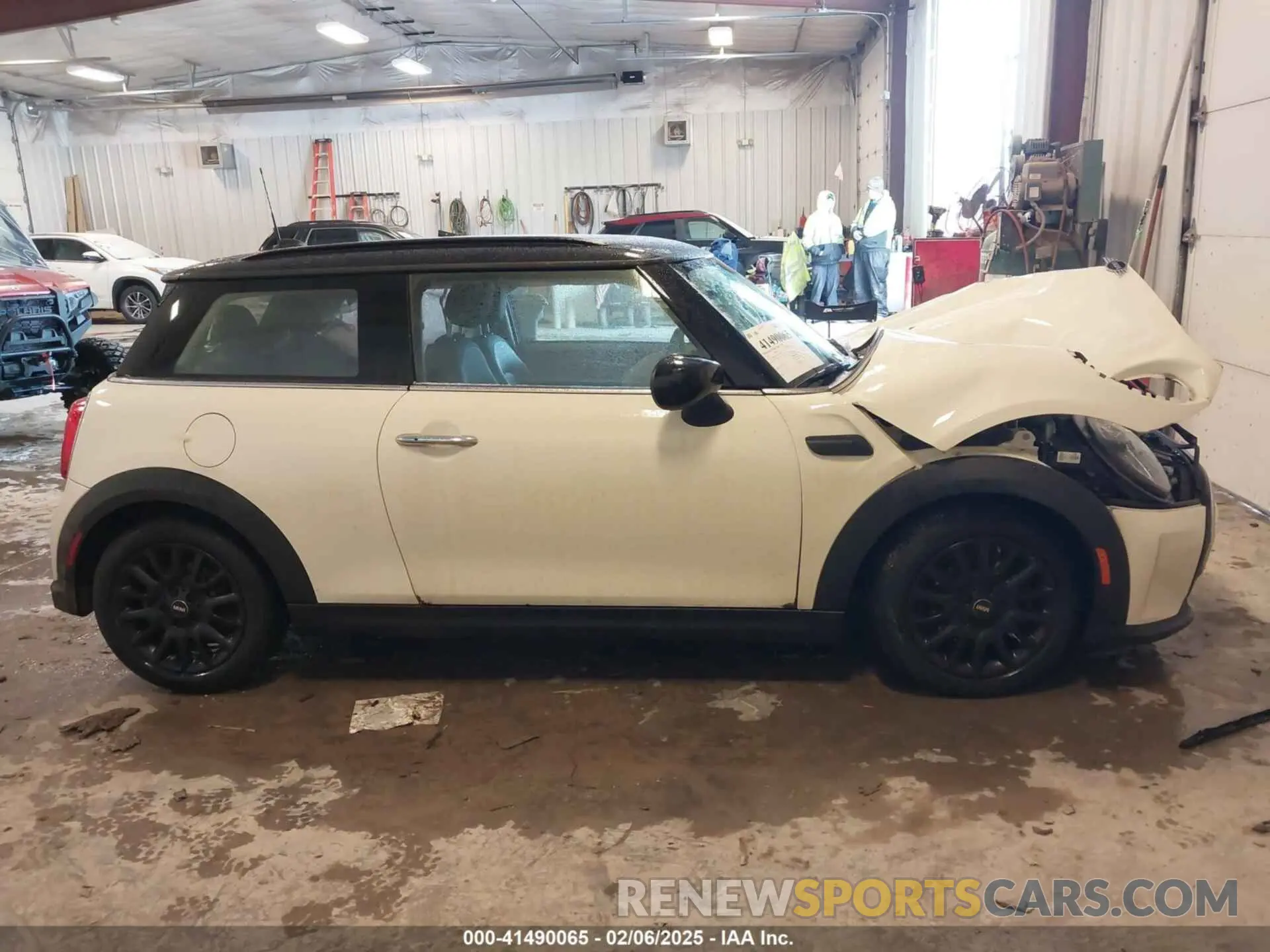 14 Фотография поврежденного автомобиля WMW33DH01P2T73141 MINI HARDTOP 2023