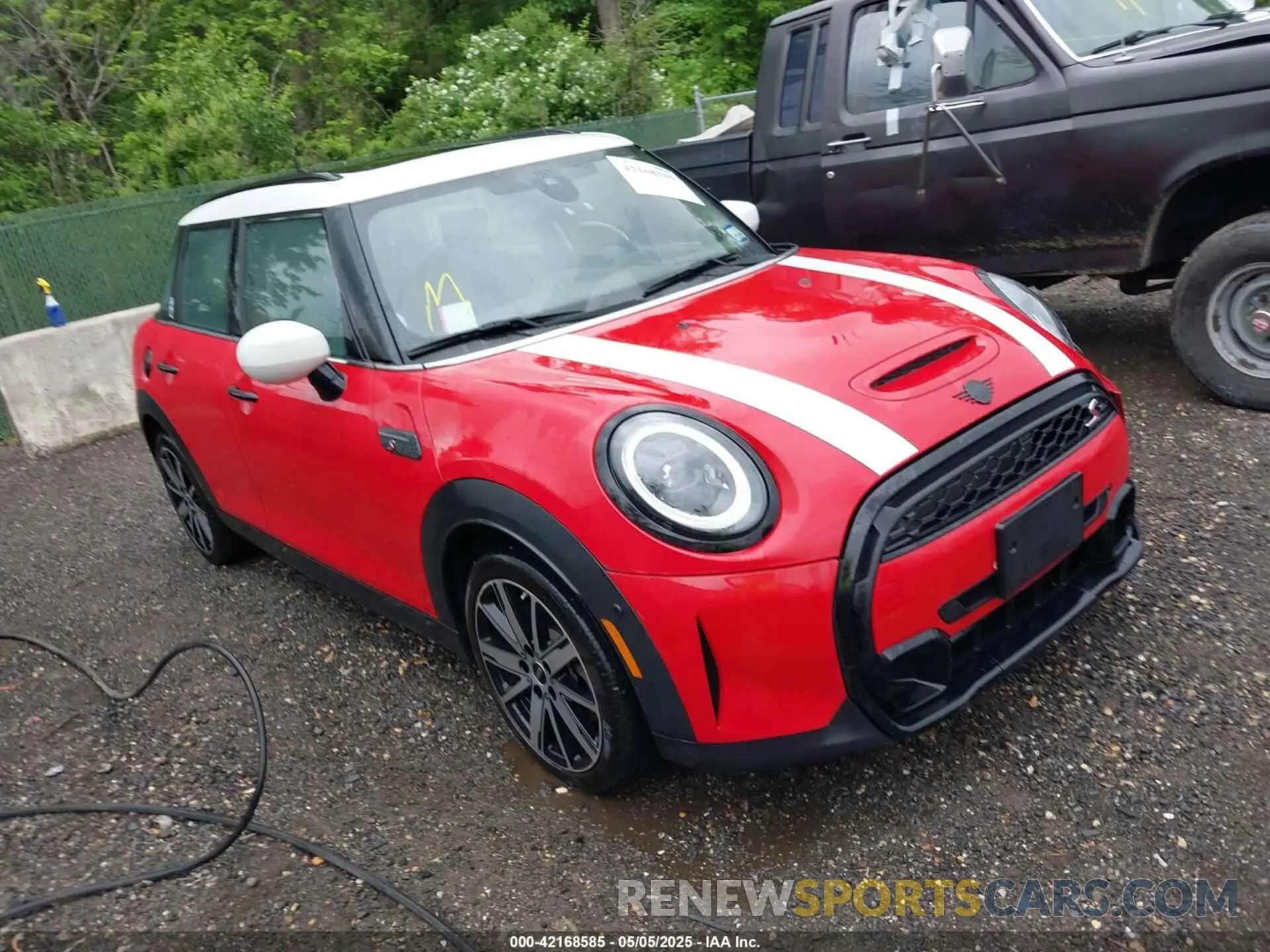 1 Photograph of a damaged car WMW53DK01R2U74636 MINI HARDTOP 2024