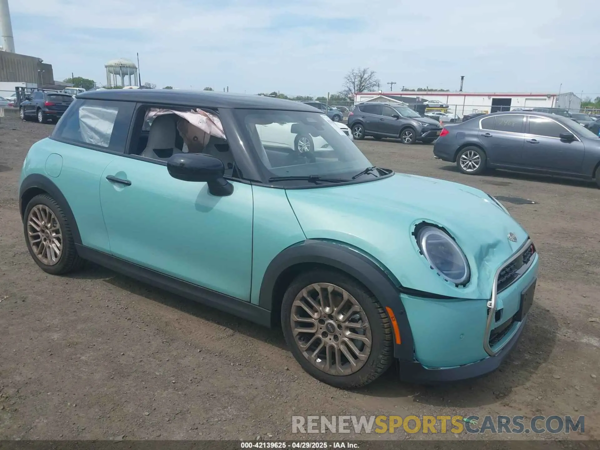 1 Photograph of a damaged car WMW23GD05S2W24870 MINI HARDTOP 2025