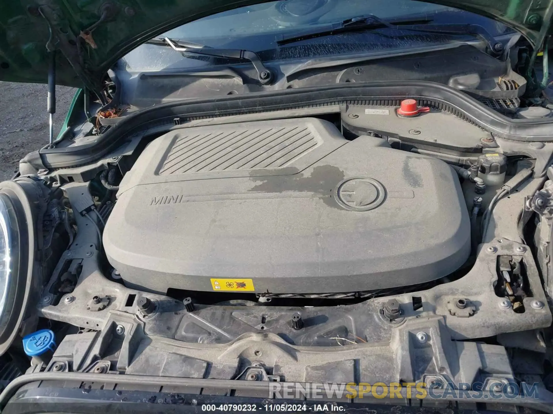 10 Фотография поврежденного автомобиля WMW13DJ01N2R92370 MINI SE HARDTOP 2022