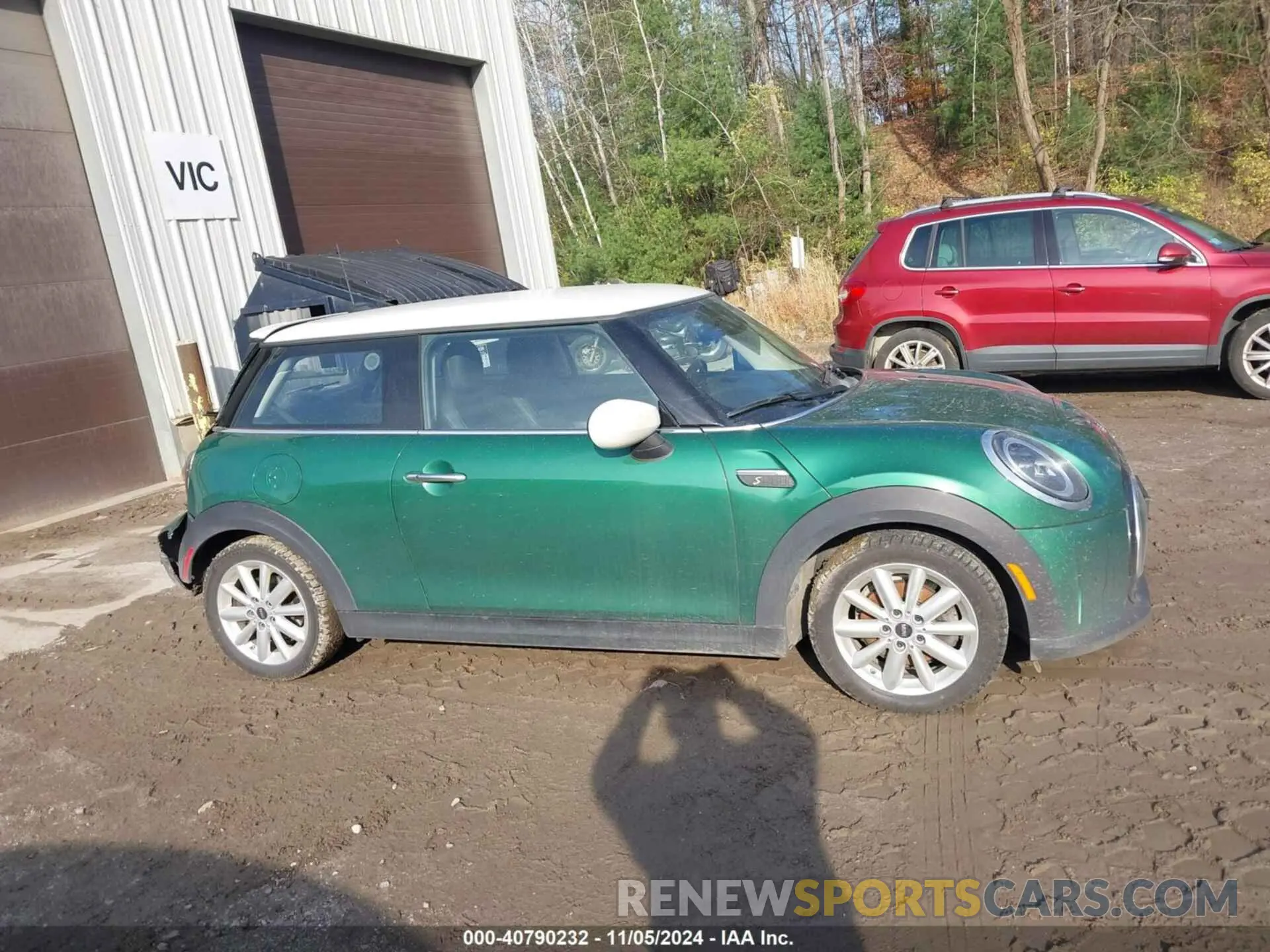 13 Фотография поврежденного автомобиля WMW13DJ01N2R92370 MINI SE HARDTOP 2022