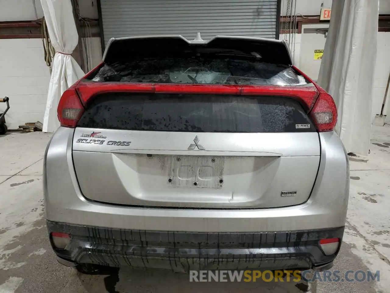 6 Photograph of a damaged car JA4AT4AA6LZ011928 MITSUBISHI ECLIPSE 2020