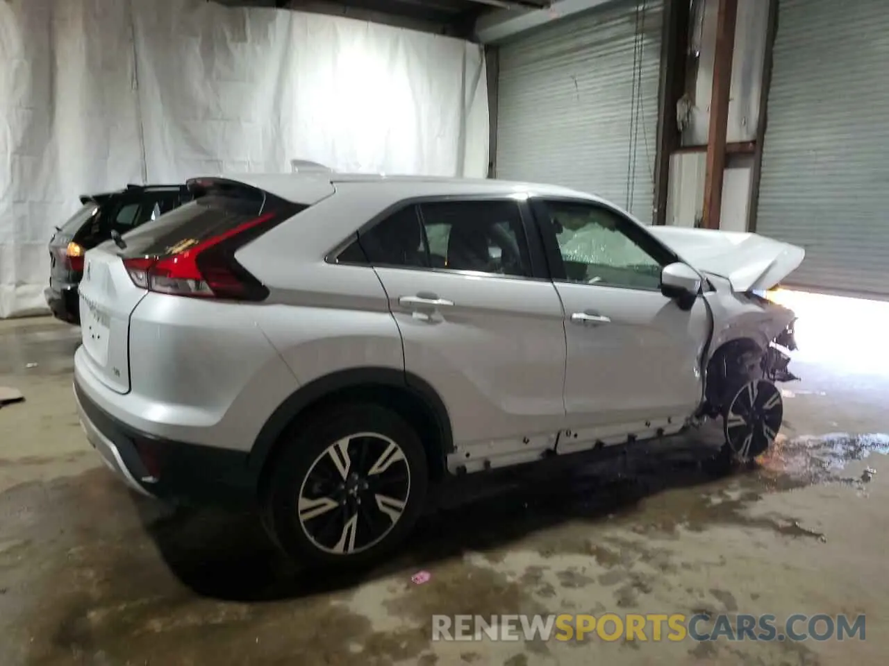 3 Photograph of a damaged car JA4ATWAA7RZ061595 MITSUBISHI ECLIPSE 2024