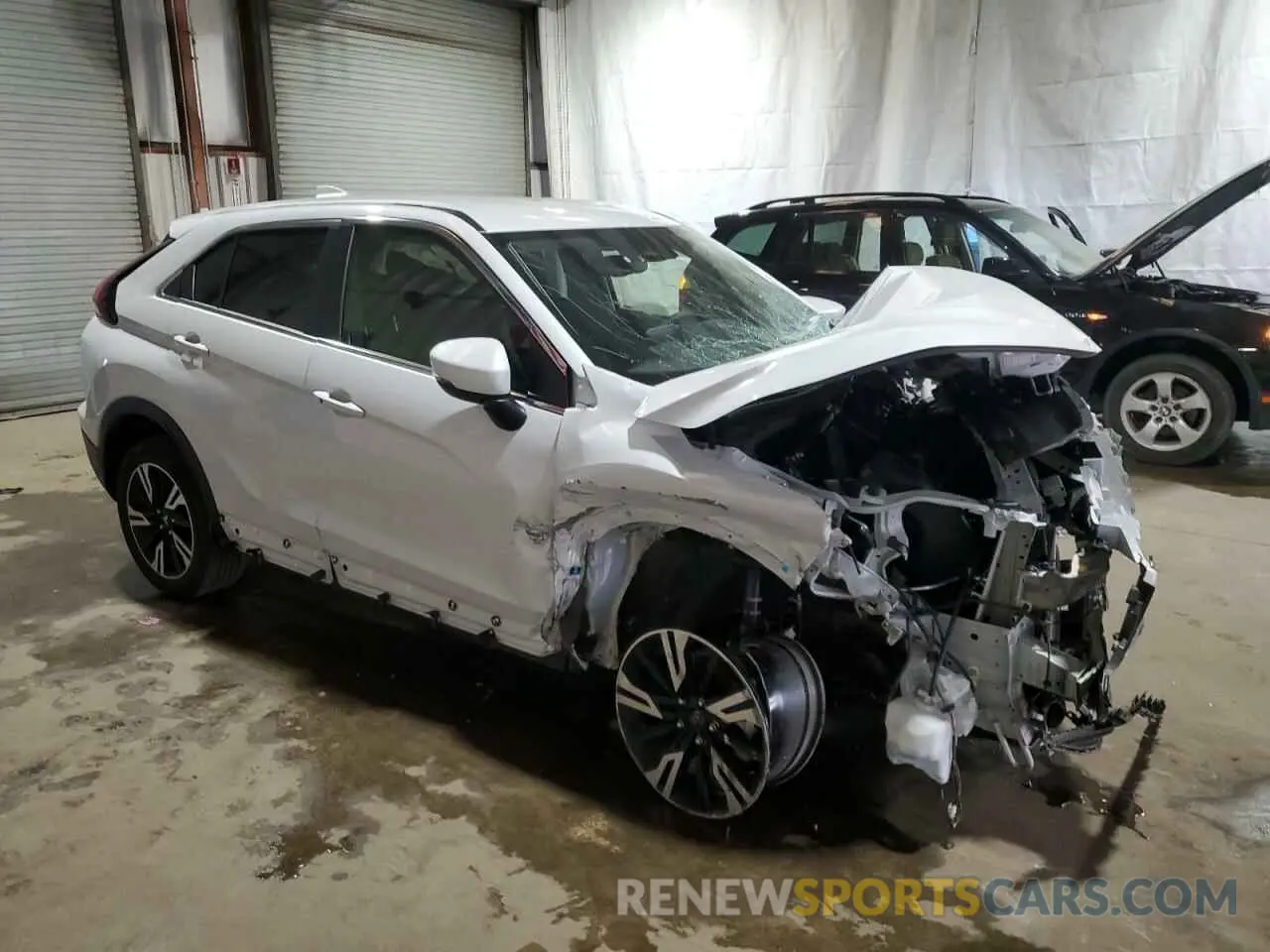 4 Photograph of a damaged car JA4ATWAA7RZ061595 MITSUBISHI ECLIPSE 2024