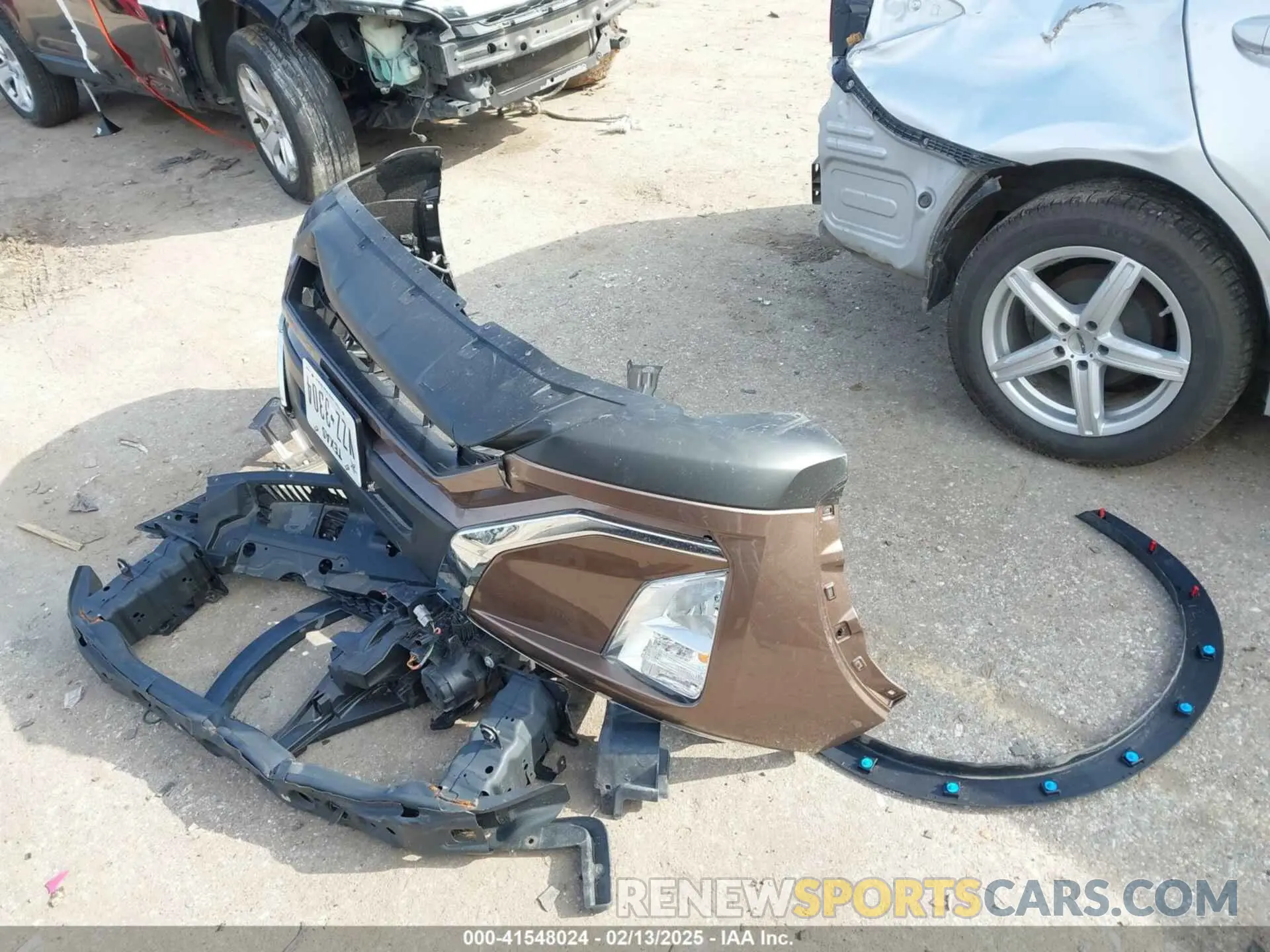 12 Фотография поврежденного автомобиля JA4AT3AA0KZ003039 MITSUBISHI ECLIPSE CROSS 2019