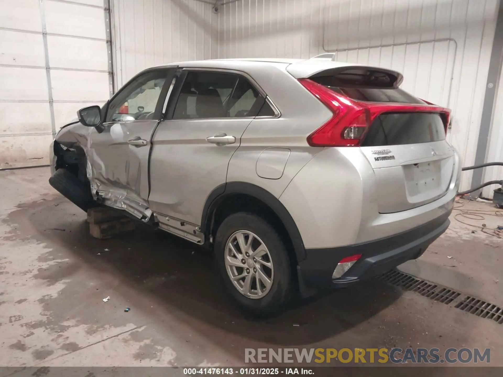 3 Фотография поврежденного автомобиля JA4AT3AA1KZ011683 MITSUBISHI ECLIPSE CROSS 2019