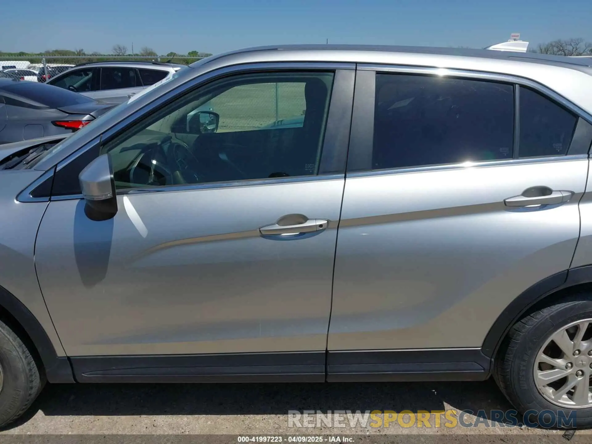 14 Photograph of a damaged car JA4AT3AA1KZ031125 MITSUBISHI ECLIPSE CROSS 2019