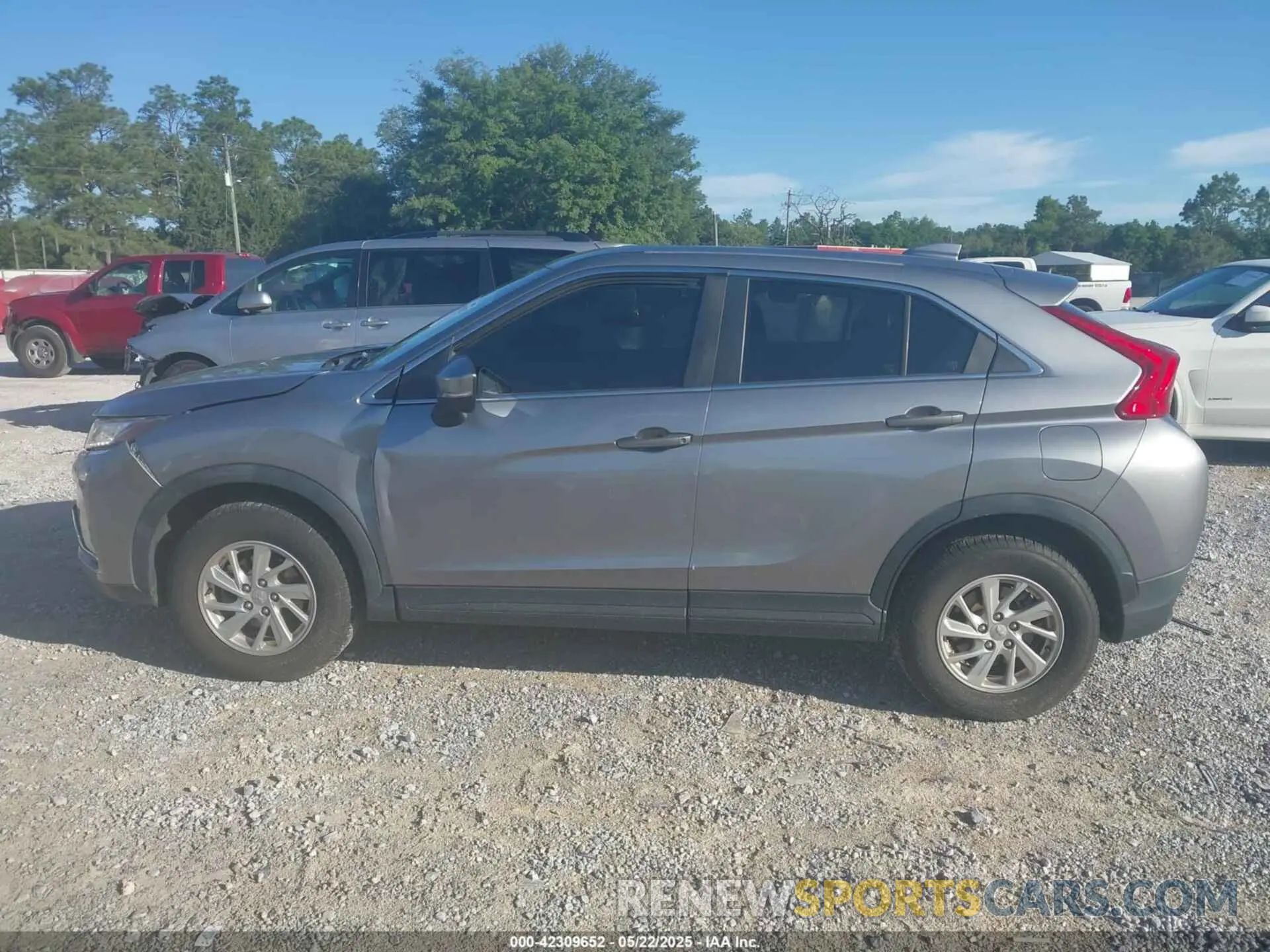 14 Photograph of a damaged car JA4AT3AA5KZ033671 MITSUBISHI ECLIPSE CROSS 2019