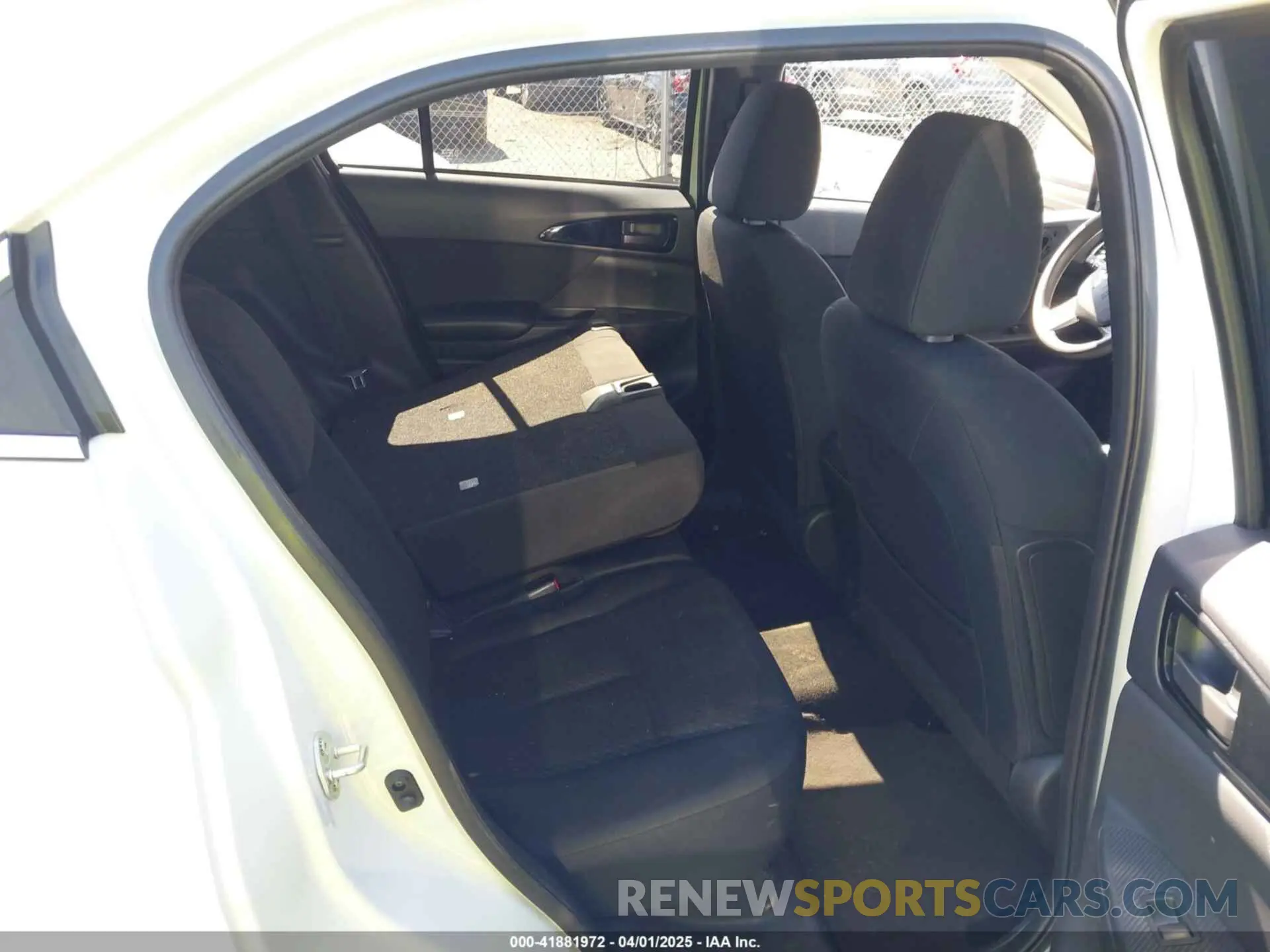 8 Photograph of a damaged car JA4AT3AA5KZ040409 MITSUBISHI ECLIPSE CROSS 2019